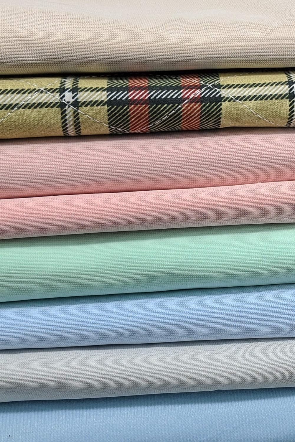 Puppy Training Washable Pee Pad - Heavy Duty, Super Absorbent - Reusable Economical Eco-Friendly Pads Premium Carpet/Seat Protection - for Small Dogs - 4 Pack Gray