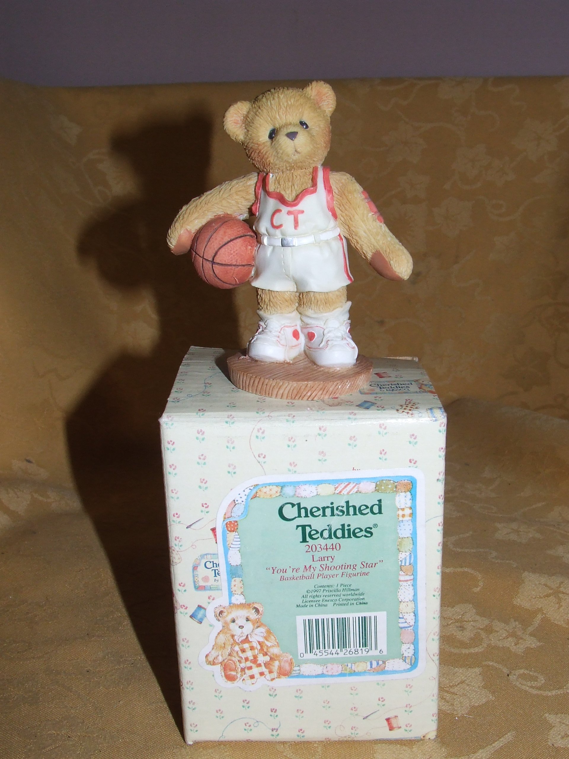 cherished teddies LARRY - BASKET BALL PLAYER