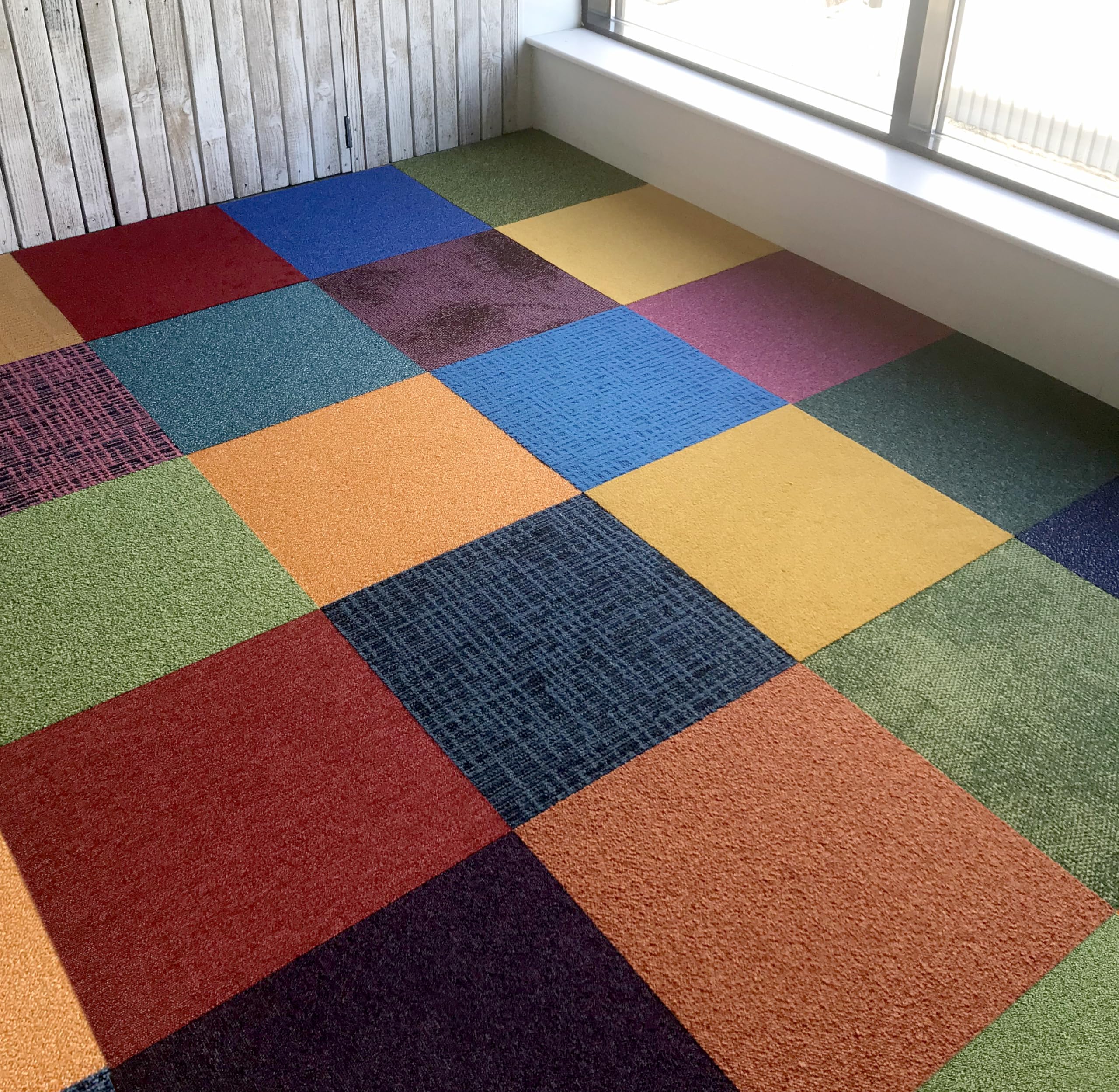 FVLFIL Teppichfliesen Shades of. by Interface | Selbstliegend Bodenfliesen Teppich | 50x50 cm | Pro Karton 16 Stück = 4m2 (Color) Y
