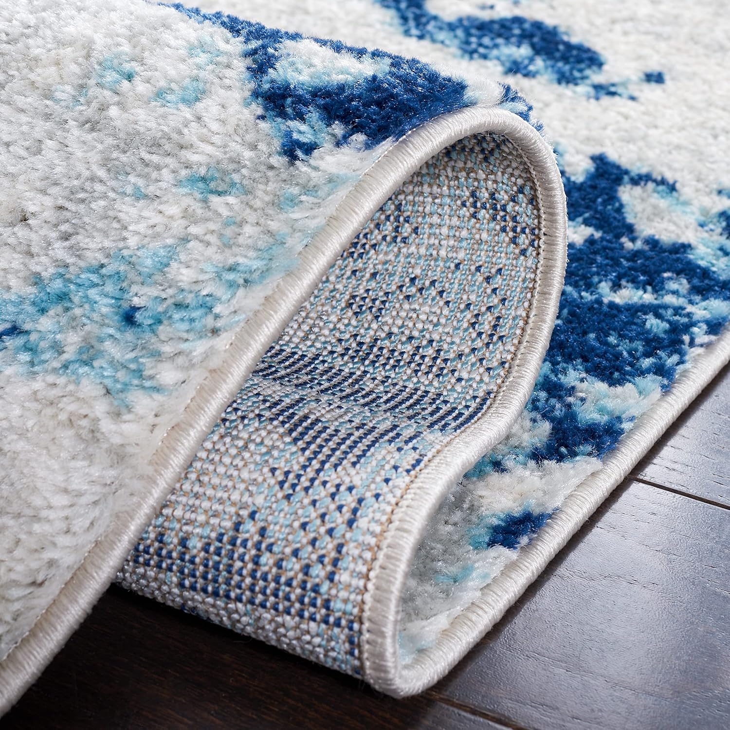 SAFAVIEH Tulum Collection Runner Rug - 2' x 9', Ivory & Blue, Modern Abstract Design, Non-Shedding & Easy to Clean, Ideal for Living Room, Hallway, Foyer, Entryway, Bedroom (TUL276B)