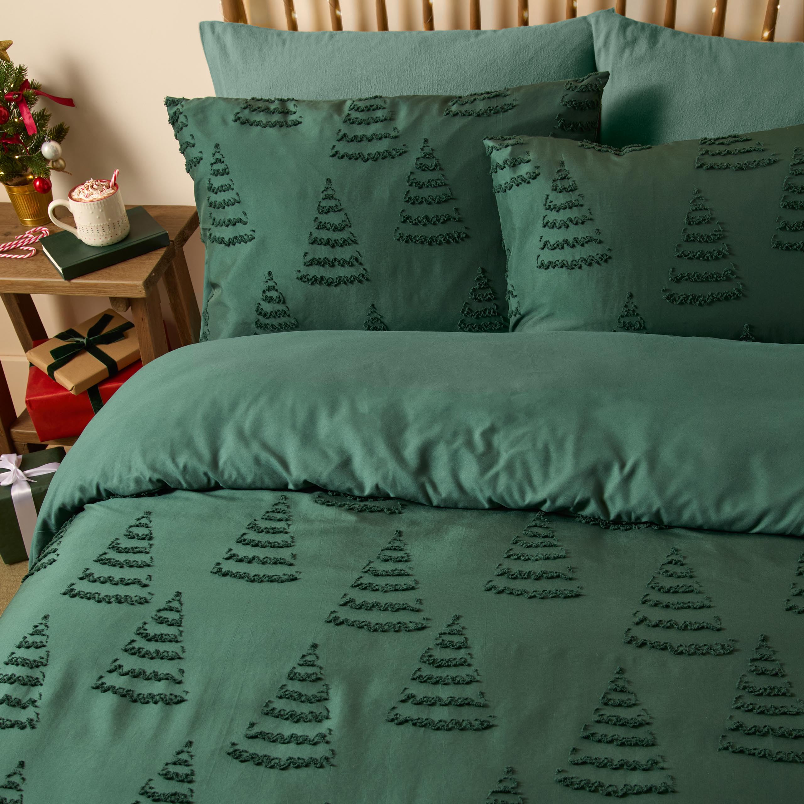 furn. Duvet Day Trees Tufted Duvet Cover Set (Green - Single)
