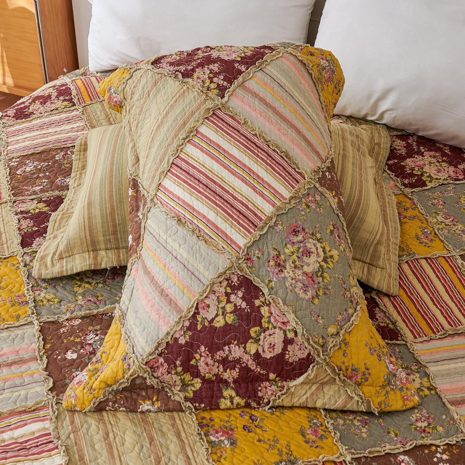 Cmfshape Floral Quilt Sets Bedspread Set 100% Cotton Patchwork Bedding Set, All Season Use Lightweight Reversible Coverlet Quilts with 2 PillowShams(King 106"x96") - Image 7