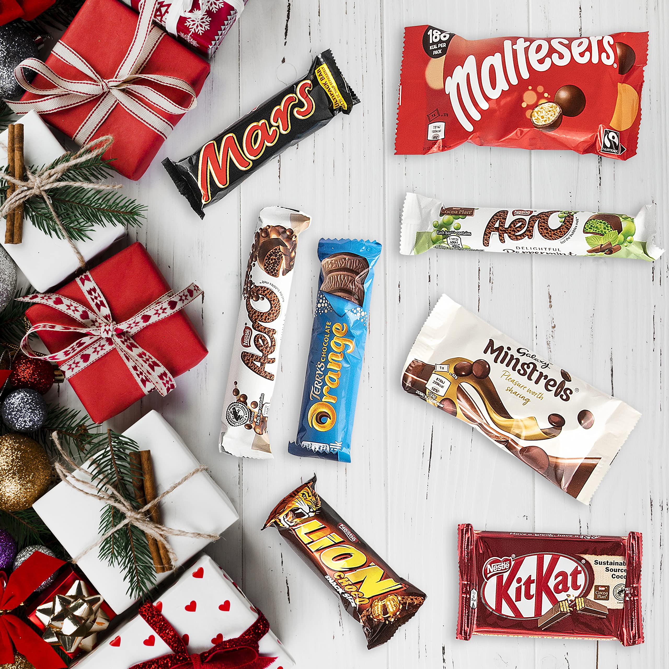 Select UK Chocolates Box 8 Full Size British Chocolate Bars and
