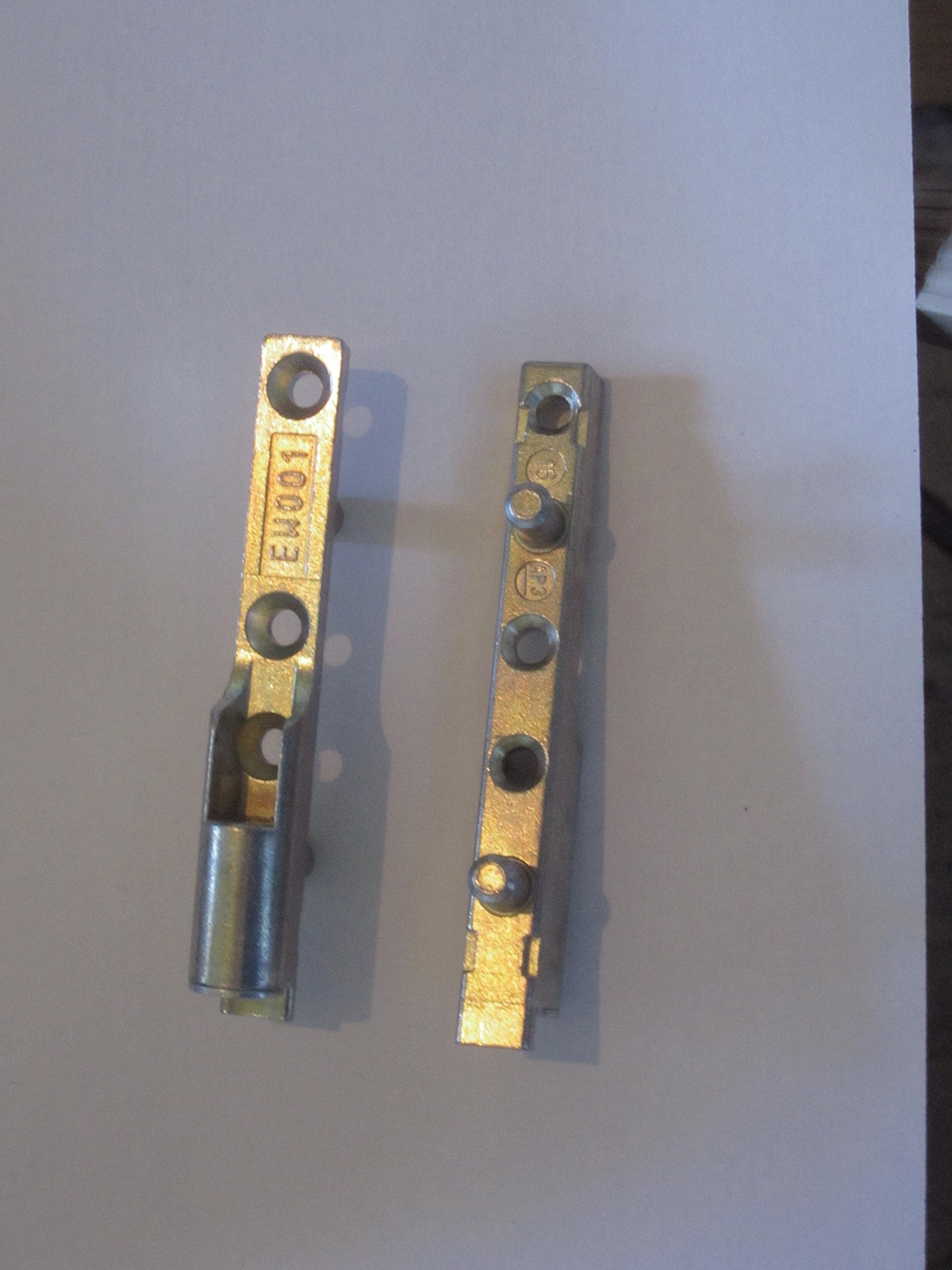 Aubi - Siegenia EW001 corner bracket silver galvanised