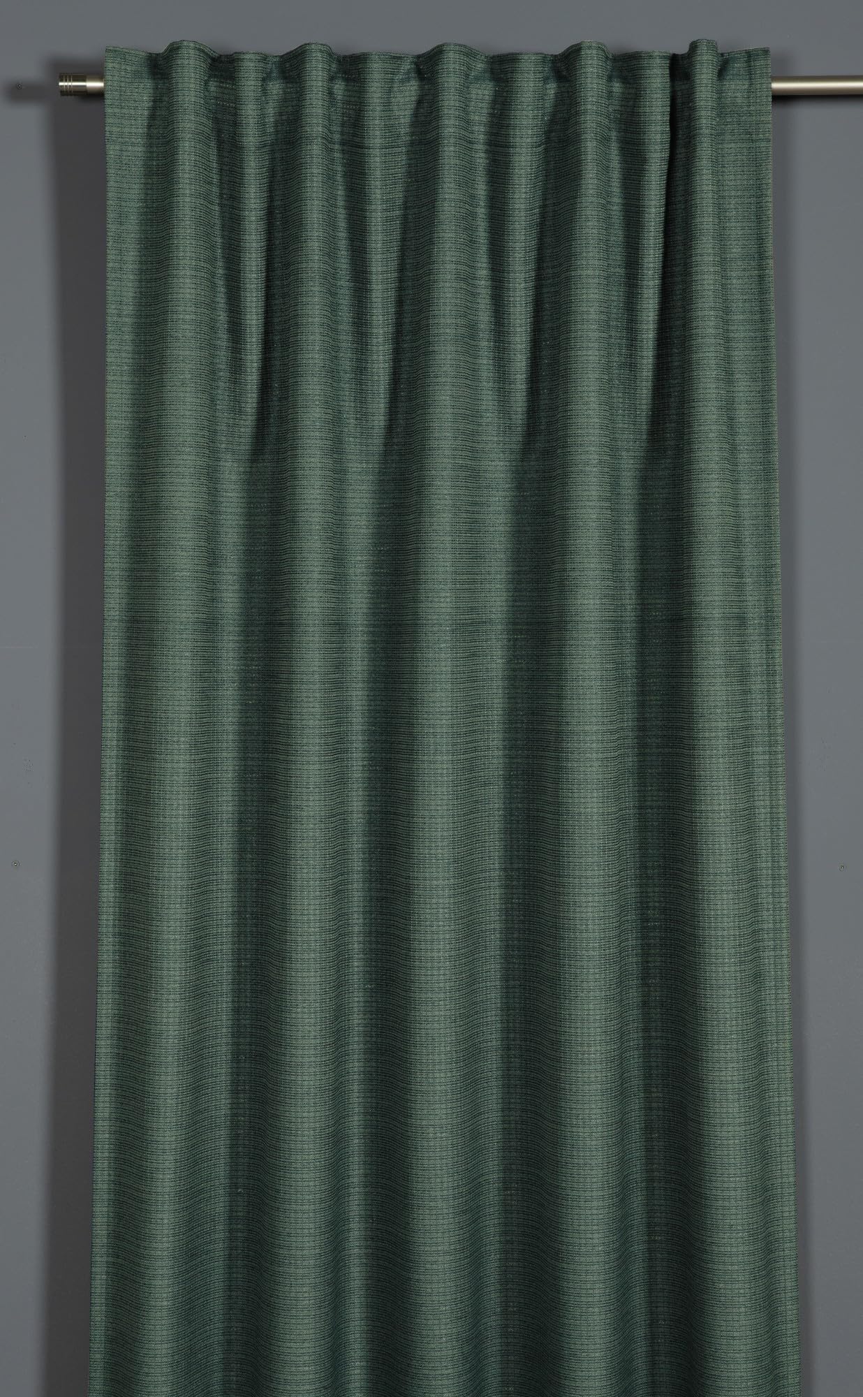 Rideaux occultants Sehlbach vert pour une ambiance cocooning au salon ou chambre