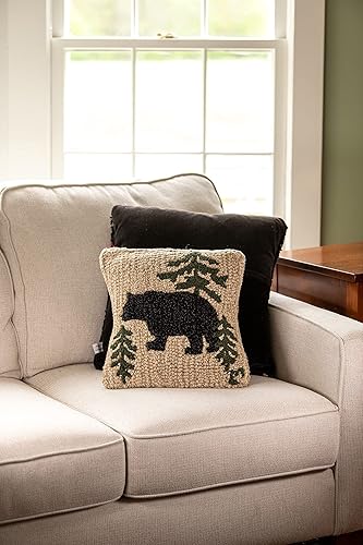 Miniatura 3 de Chandler 4 Corners Almohada decorativa de lana con gancho a mano con diseño de oso errante 14 x 14 pulgadas
