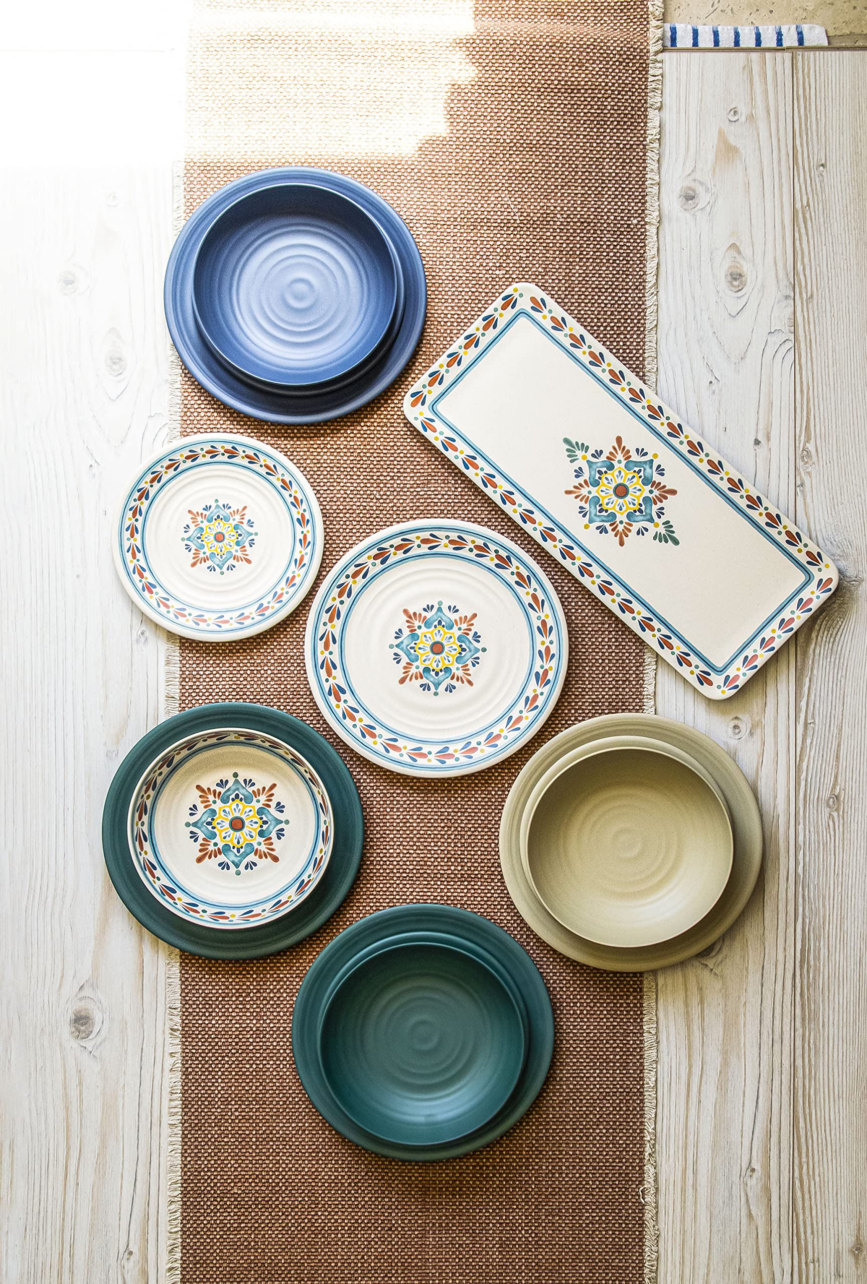 TarHong Planta Matte Dune Salad Plate - Las Cosas Kitchen Shoppe