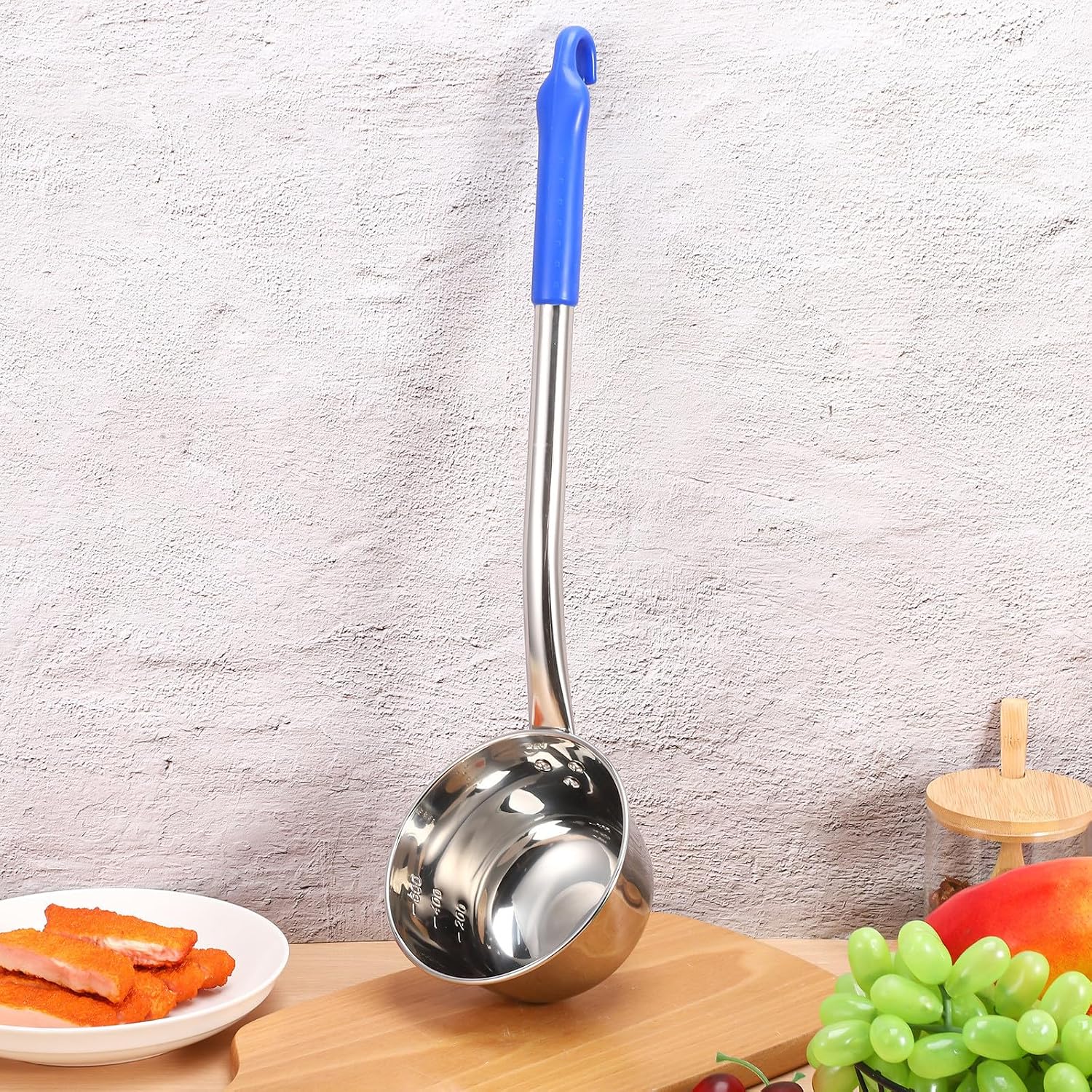 600ml Stainless Steel Long Handle Ladle Spoon with Easy to Clean Design, Sturdy Kitchen Cooking Utensil for Serving and Pouring