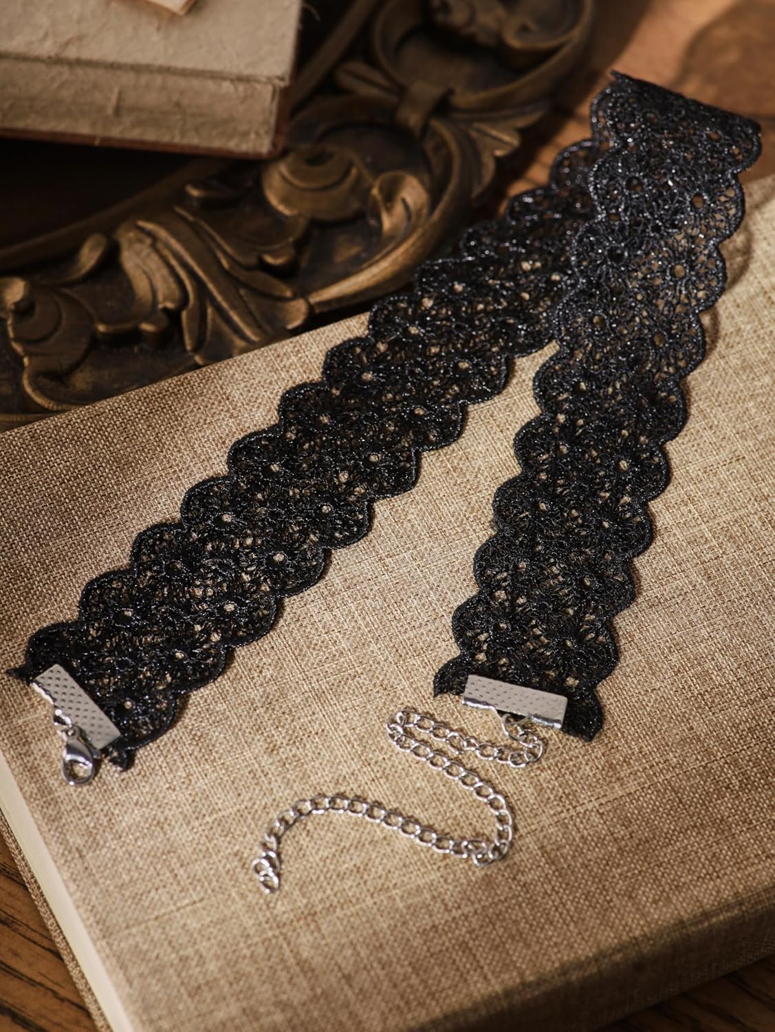 Sacina Gothic Black Velvet Victorian Choker Necklace, Gothic Goth Choker, Vintage Necklace, Christmas Jewelry Gifts for Women