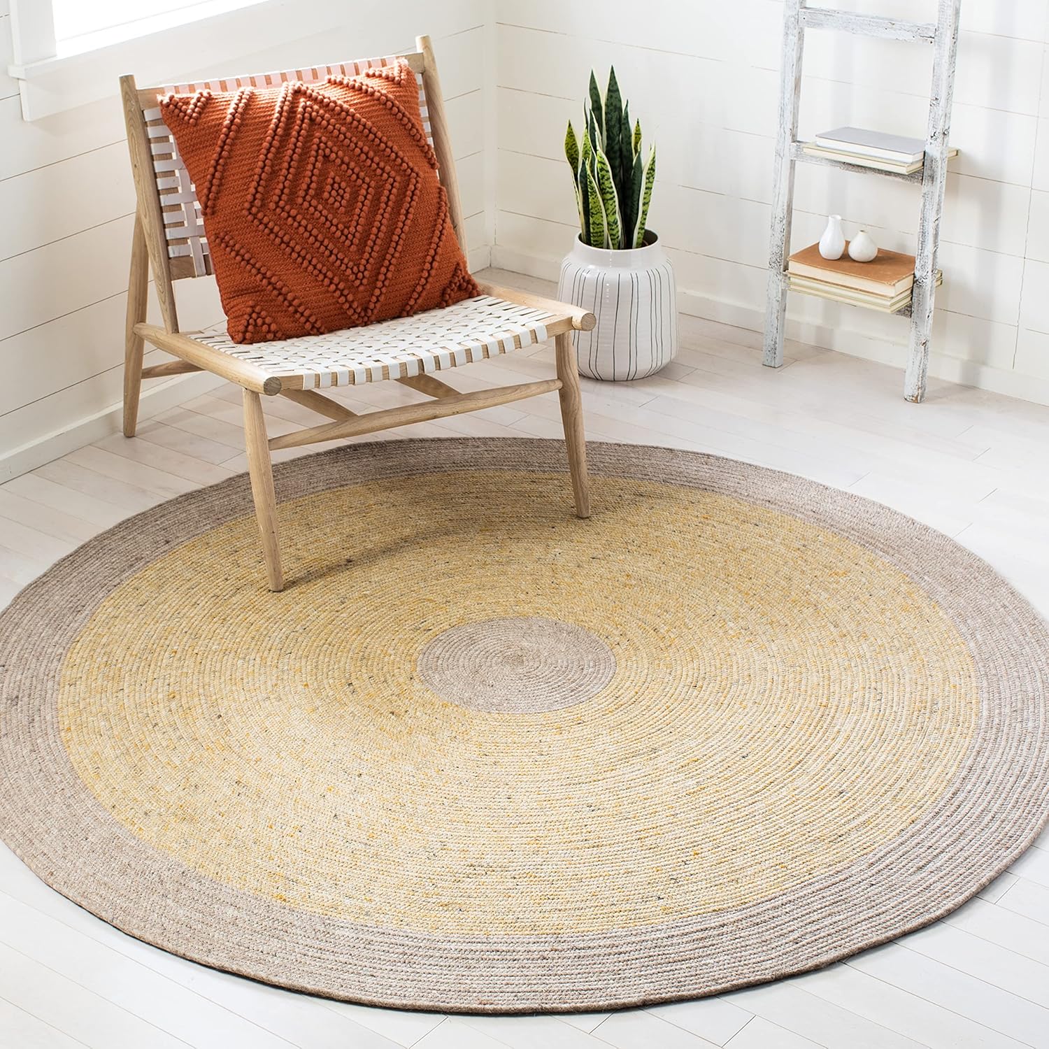 SAFAVIEH Braided Collection 4' x 6' Oval Blue/Beige BRD908M Handmade Country Cottage Reversible Wool Entryway Foyer Living Room Bedroom Kitchen Area Rug