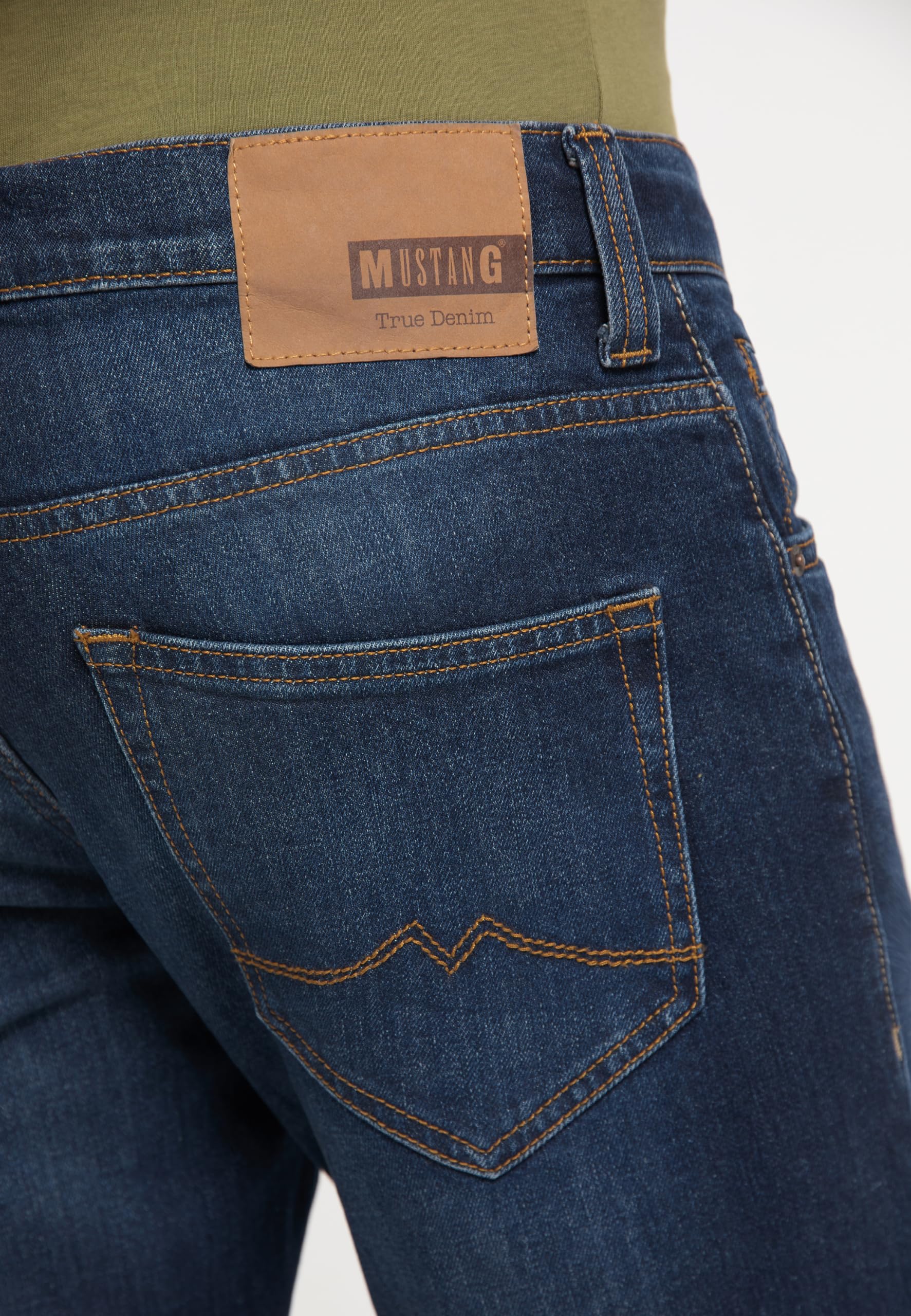 MUSTANG Jeans Herren Stretch Oregon Bootcut Jeanshose Hose Denim Schwarz Blau 30 31 32 33 34 36 38 40 42 44