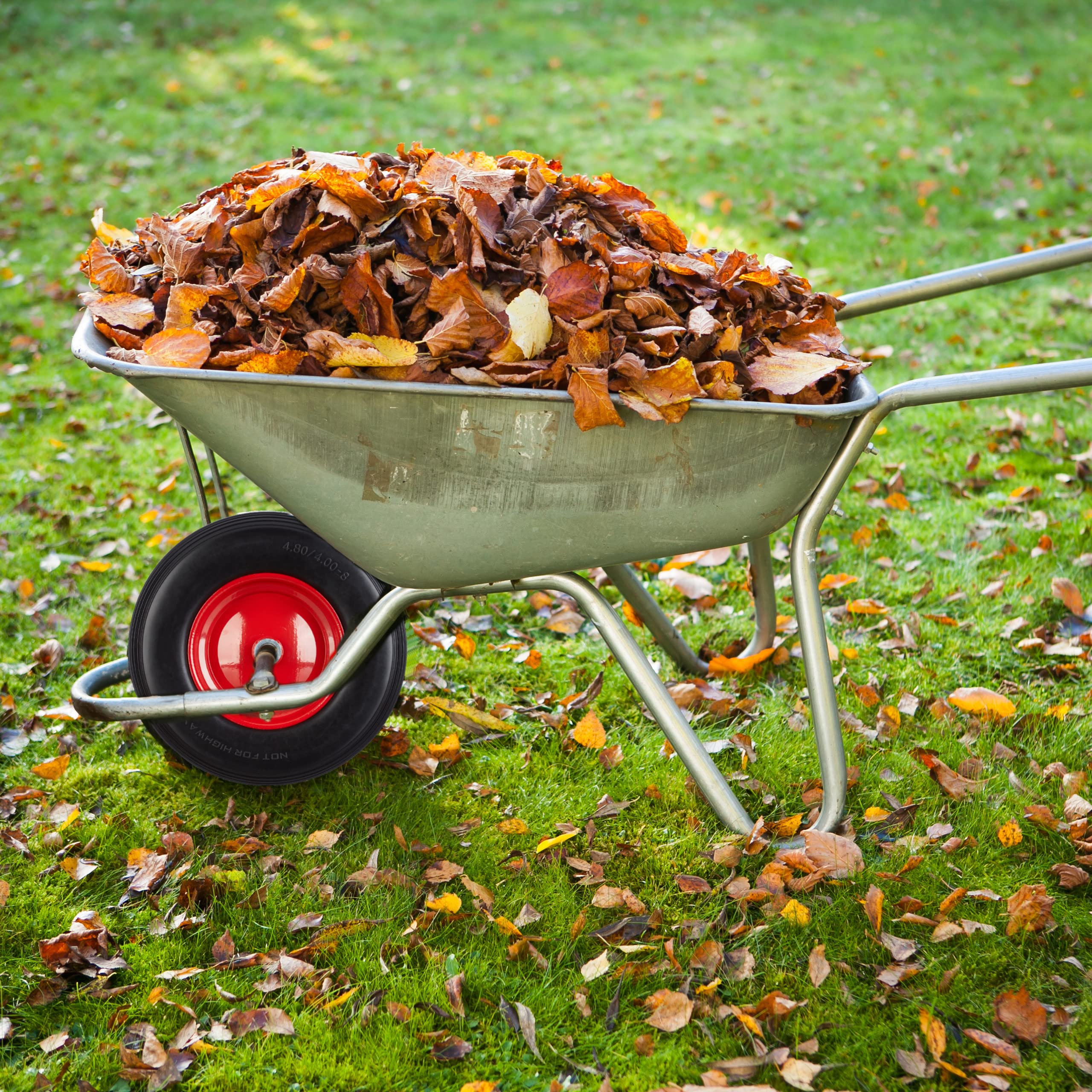 Relaxdays Schubkarrenrad Vollgummi mit Achse, 4.80 4.00-8 Gummirad, 100 kg Tragkraft Ersatzrad, pannensicher, Mehrfarbig
