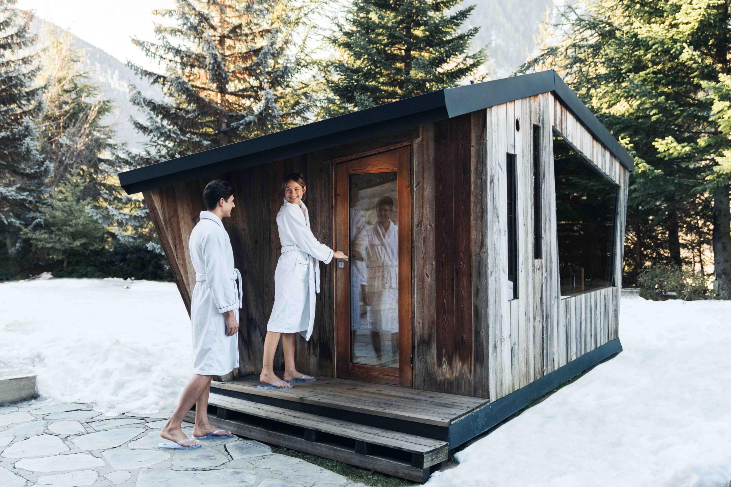 QC Terme Ingresso Benessere Giornaliero di Coppia, Valido 24 Mesi, Esperienza Benessere in Elegante Cofanetto Regalo