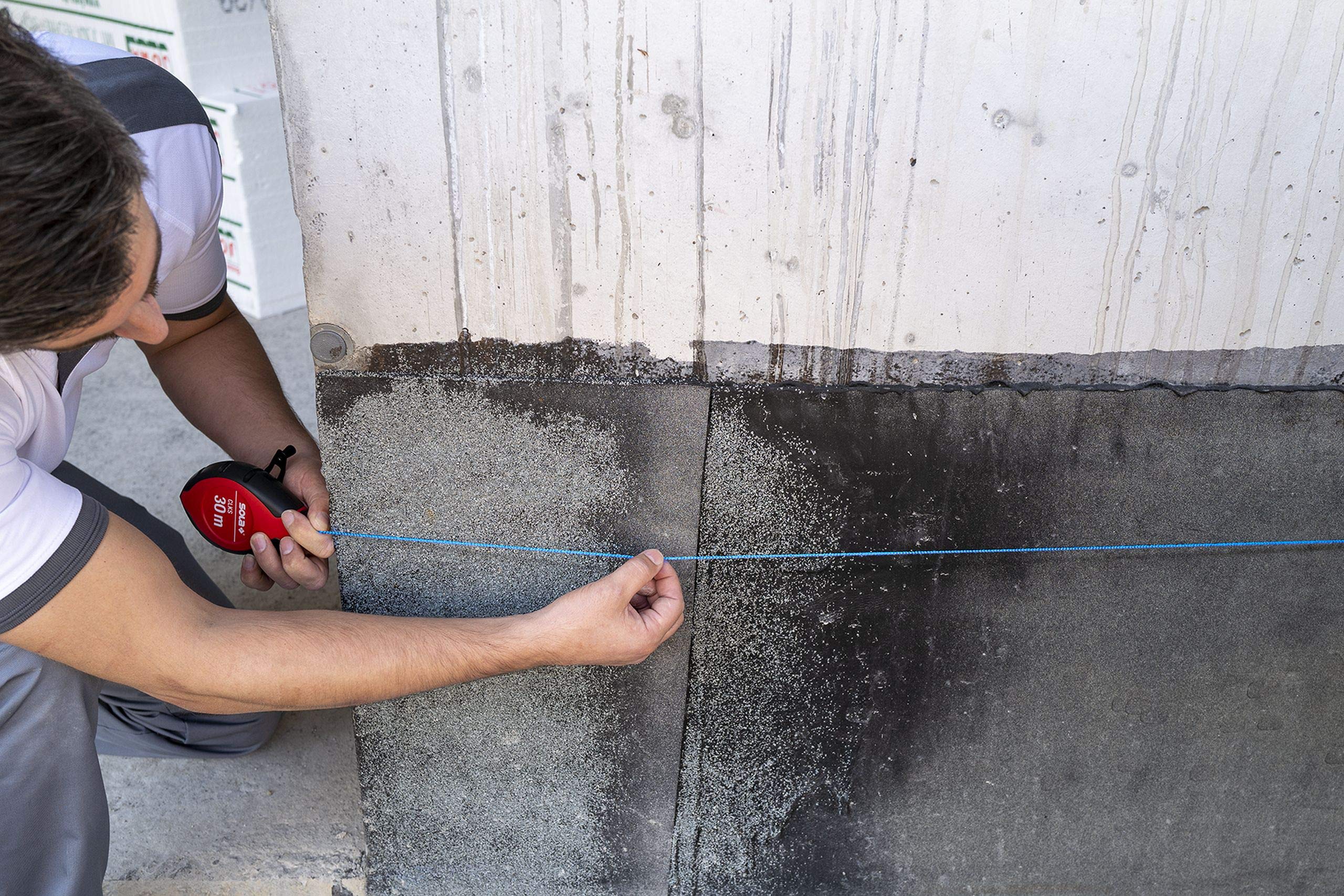 Sola CLKS - Juego de cuerdas de impacto rojo, 30 m, color rojo, 230 g, en práctico juego, grabación rápida con caja de cambios de 6:1, carcasa de plástico grande y robusta