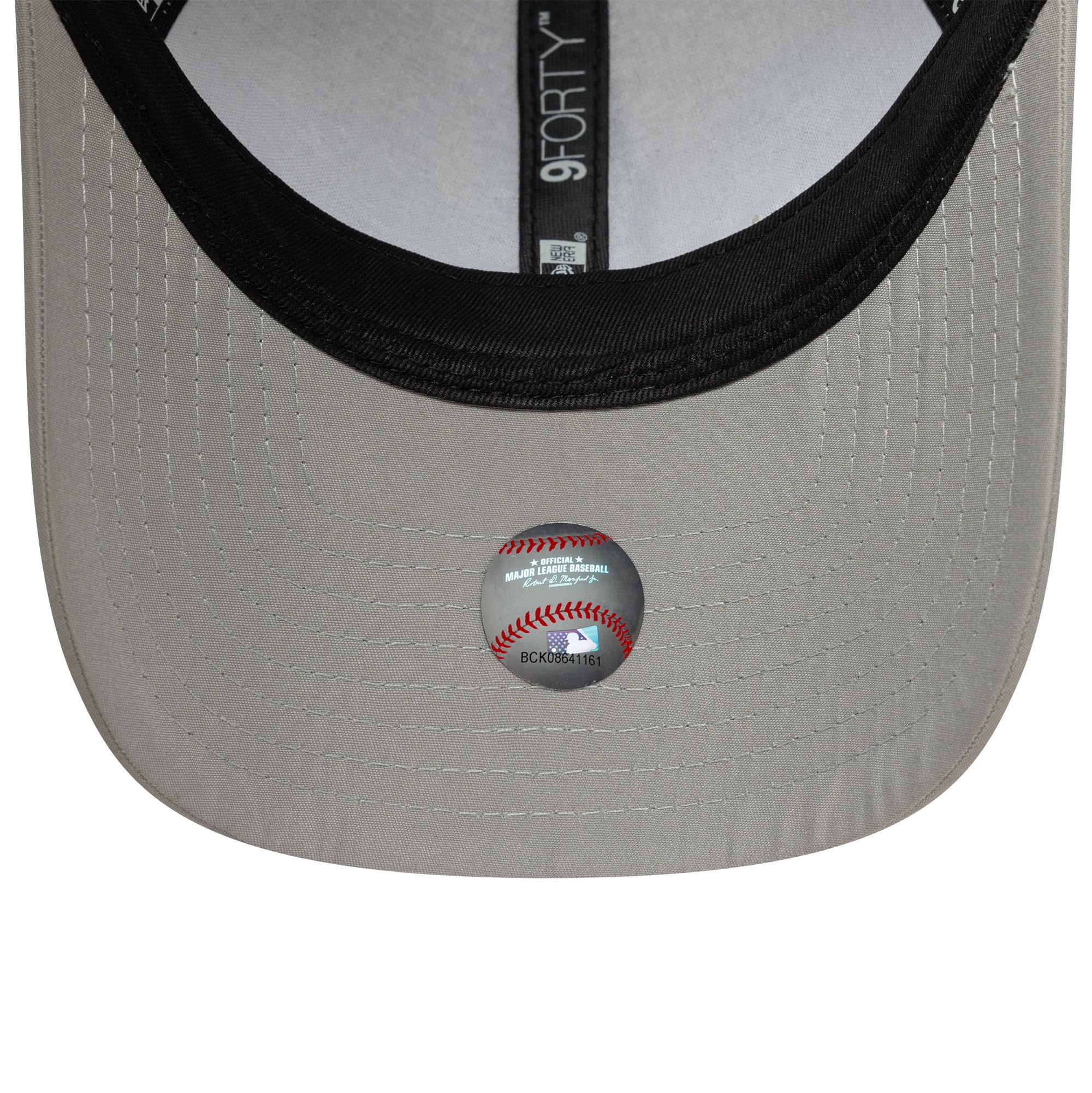 New Era ERA Flawless 9FORTY Trucker NEYYAN gra Szary Jeden Rozmiar