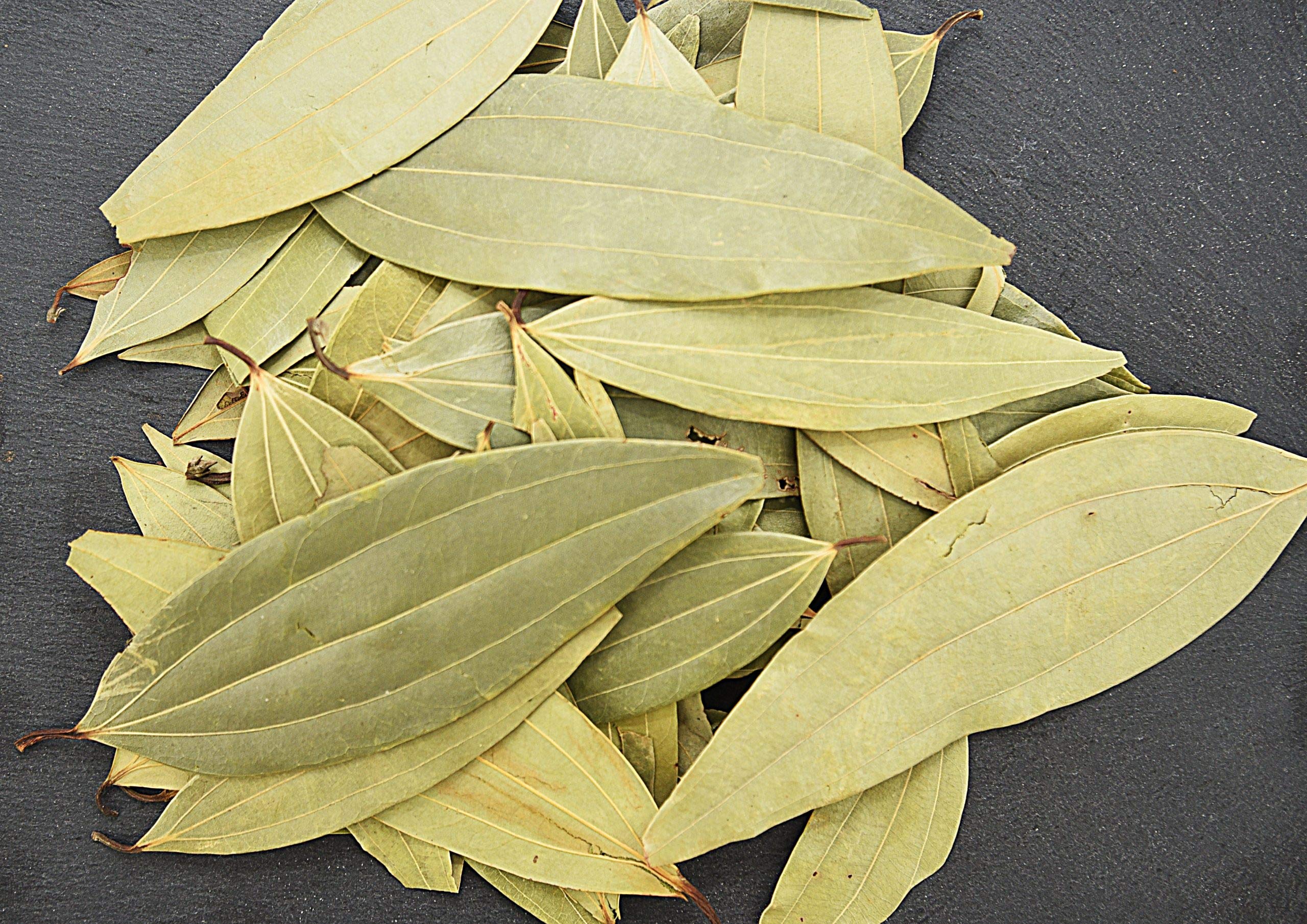 Organic Greenish Whole Bay Leaf - Dried, 1 Kg & 30 Kg Packaging - View #9