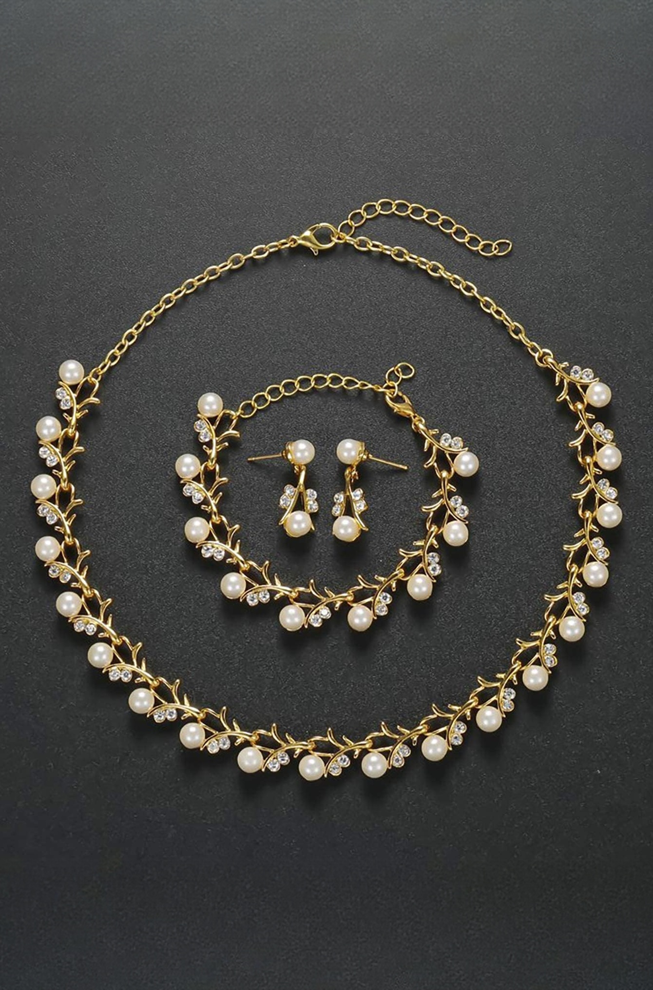 Latest Stylish 18k Gold Plated Combo Pearl Necklace Earrings Bracelet Jewellery Set for Women and Girls