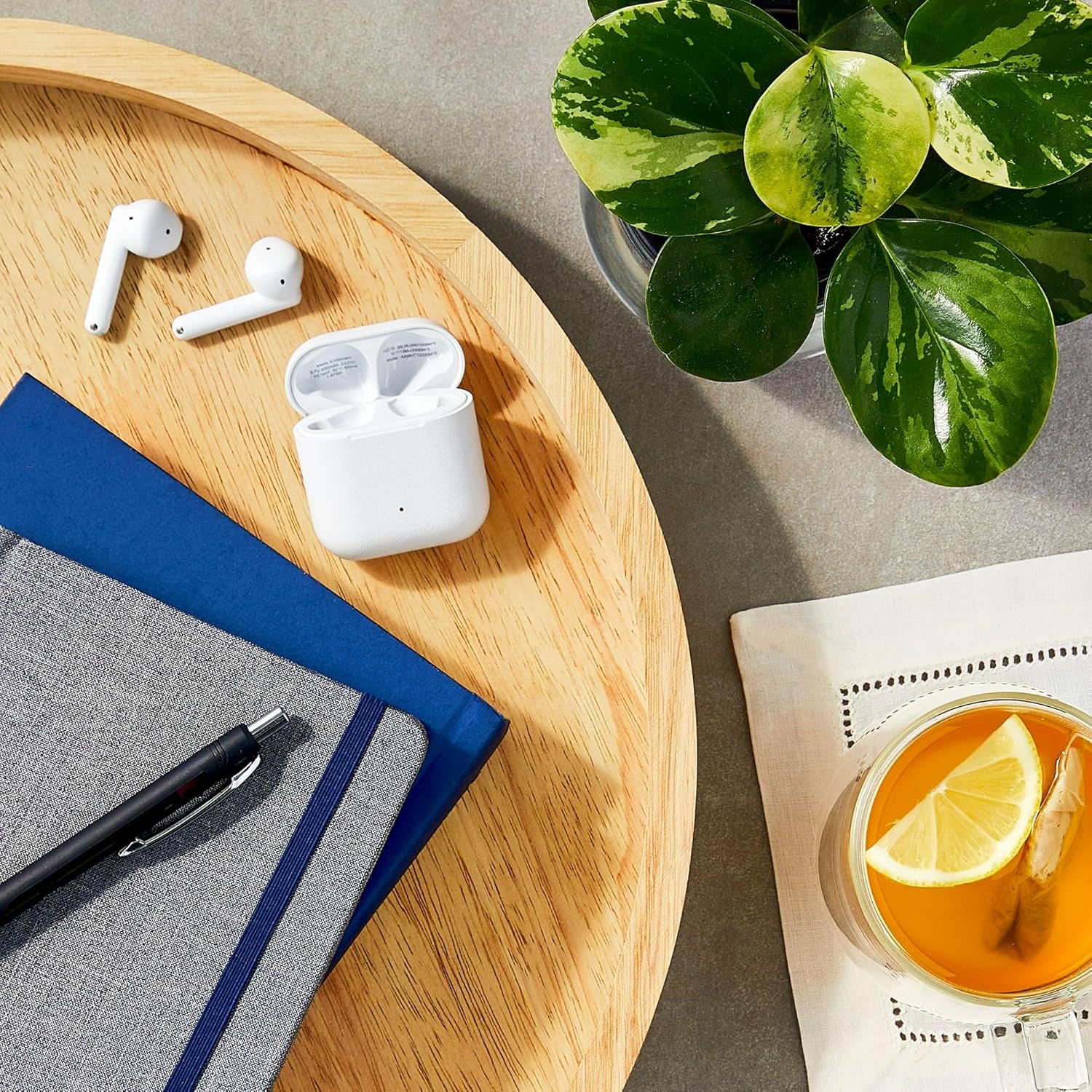 IT'S BRAZILIAN Bluetooth Wireless Earphones with Environmental Noise Canceling Microphones and Charging Case, White
