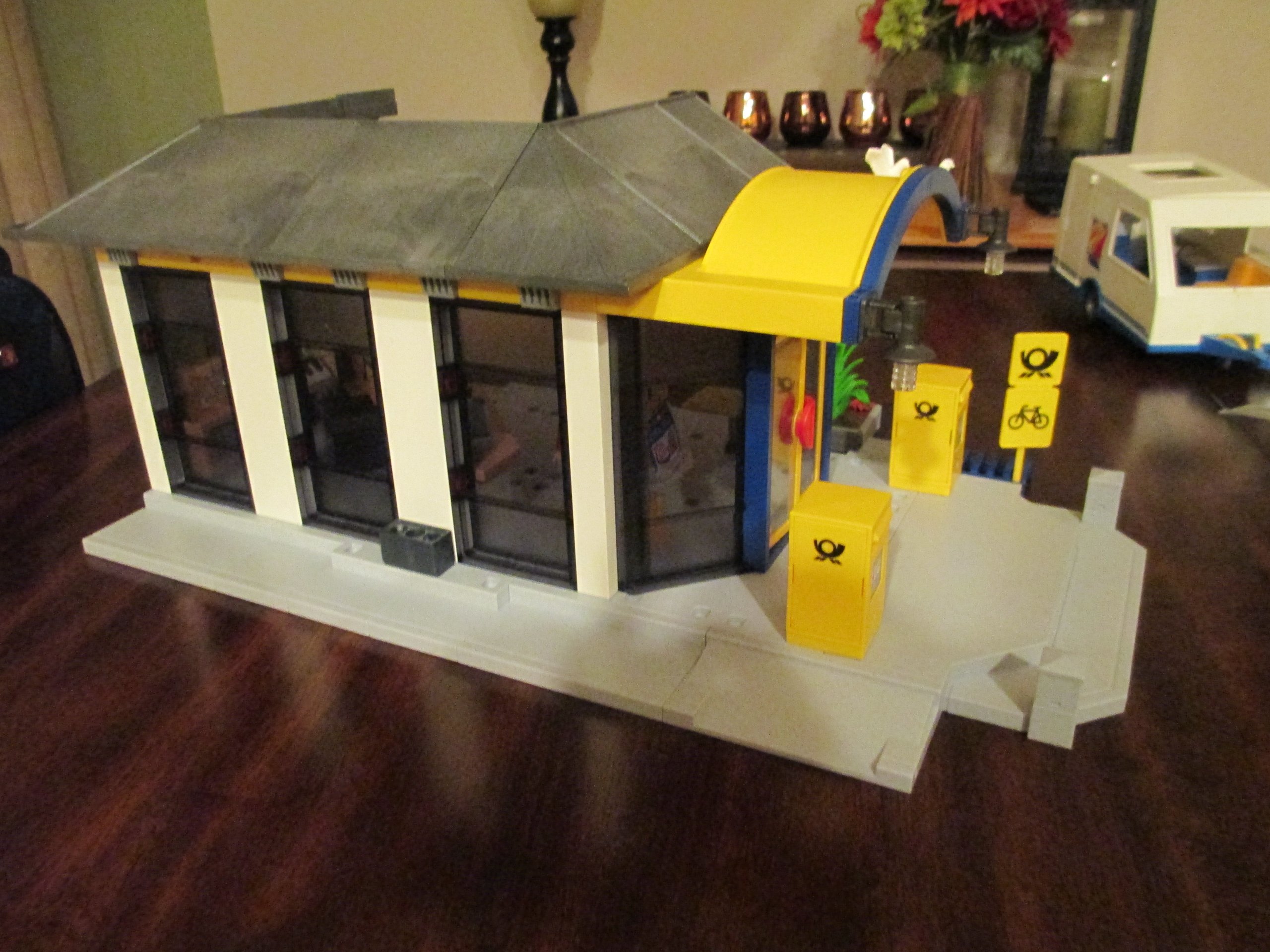 Playmobil - 4400 - Traders - Post Office : Amazon.ie: Toys & Games