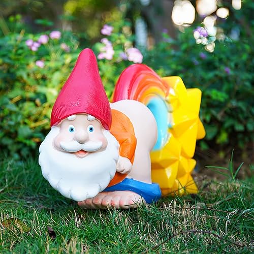 UDDDSR Estatua de gnomo de jardín, divertido gnomo con meteorito arco iris, luz LED solar para arte de jardín, decoración de césped al aire libre,