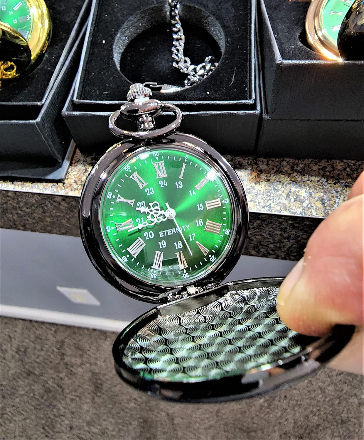 Engraved pocket watch, Green dial with Roman numerals, comes with the chain, fitted box and engraving. Vintage style Gold pocket watch personalized