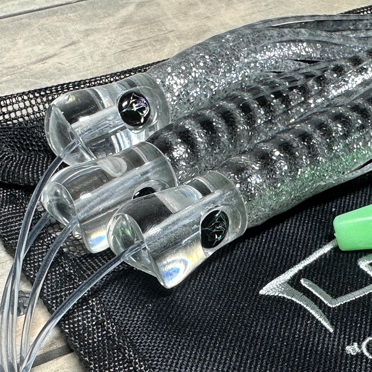 Lobo Lures #208 Ghost White Wahoo-Pro Jet Head Skipjack Hybrid Daisy Chain, Tuna Lure, Mahi-Mahi Lure