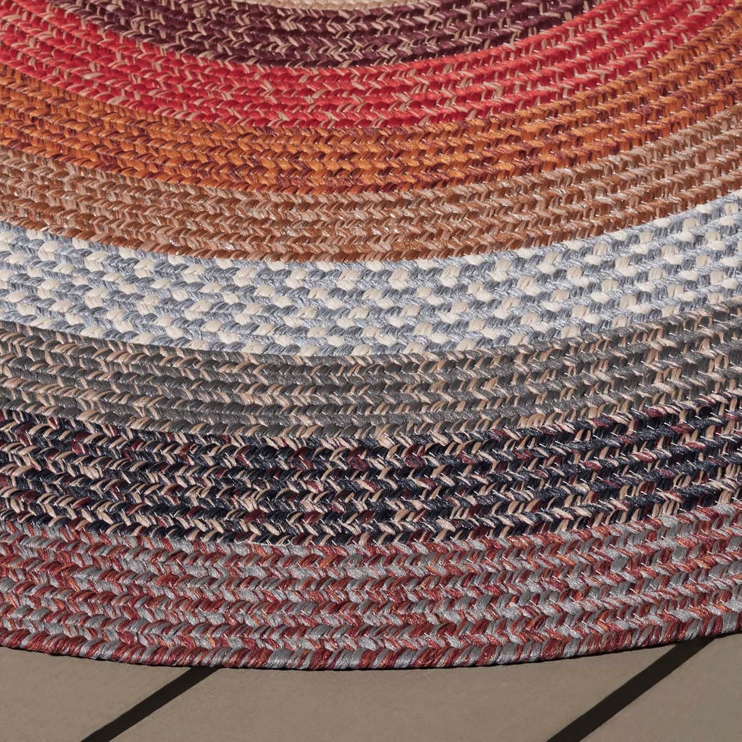 SAFAVIEH Washable Rug Outdoor Braided Collection - 3' x 5' Oval, Brown & Rust, Handmade & Reversible, Non-Shedding & Easy to Clean, Ideal for Patio, Backyard, Mudroom (BRD323T)