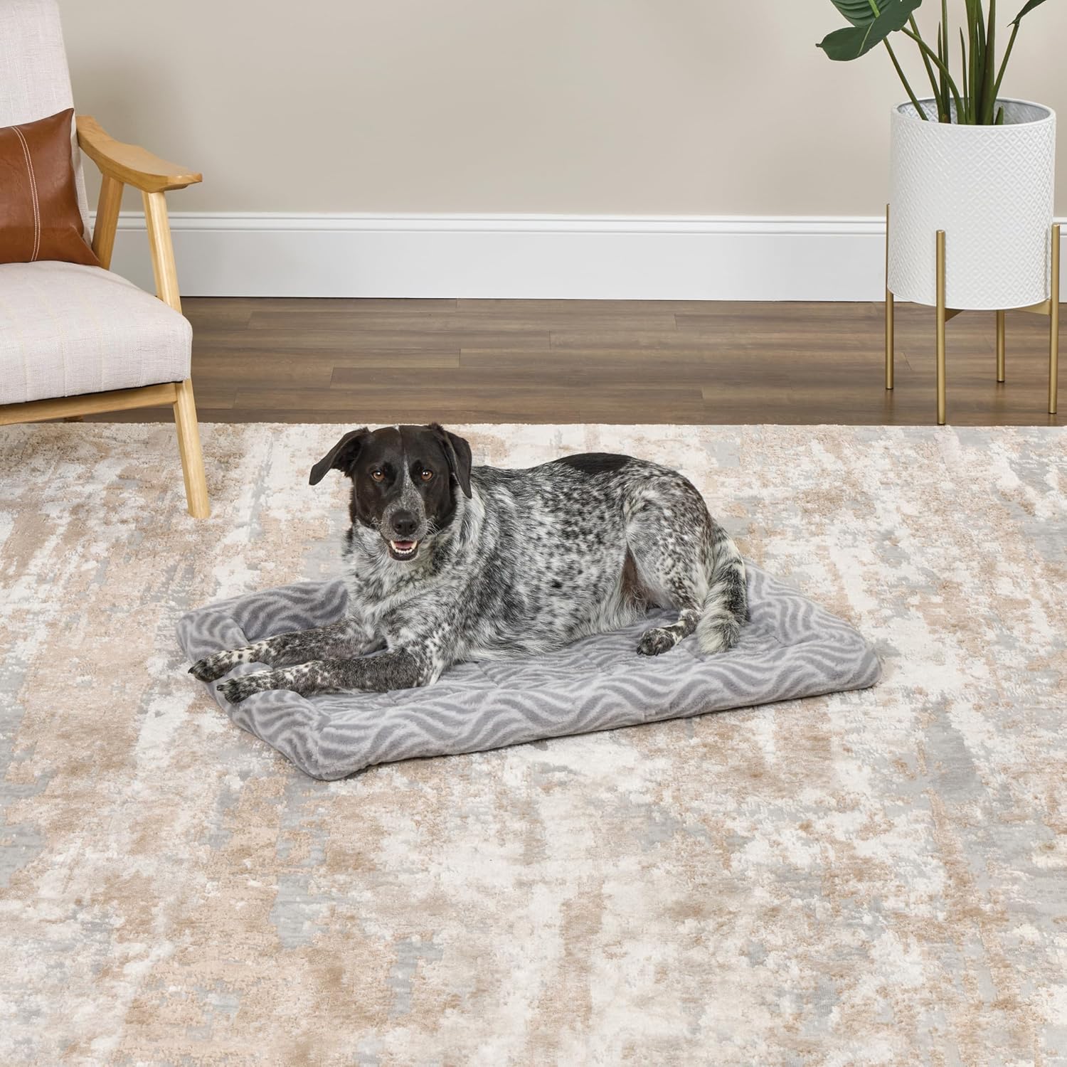 review MidWest Homes For Pets QuiteTime Deluxe Wave Bolster Bed for Intermediate Dogs; Easily Machine Wash and Dry; Gray; 36