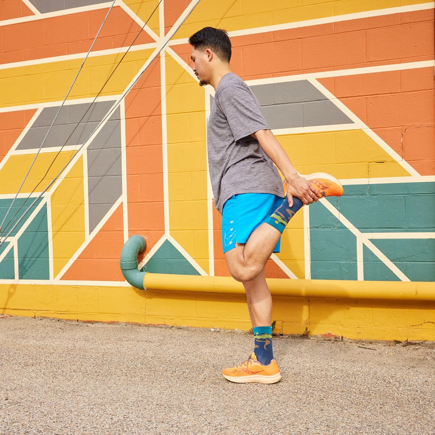 Darn Tough Vermont Micro-Crew Men's Running Socks, Vert - Ultra-Lightweight Cushioned Socks for Men, Style 1065 - Image 7