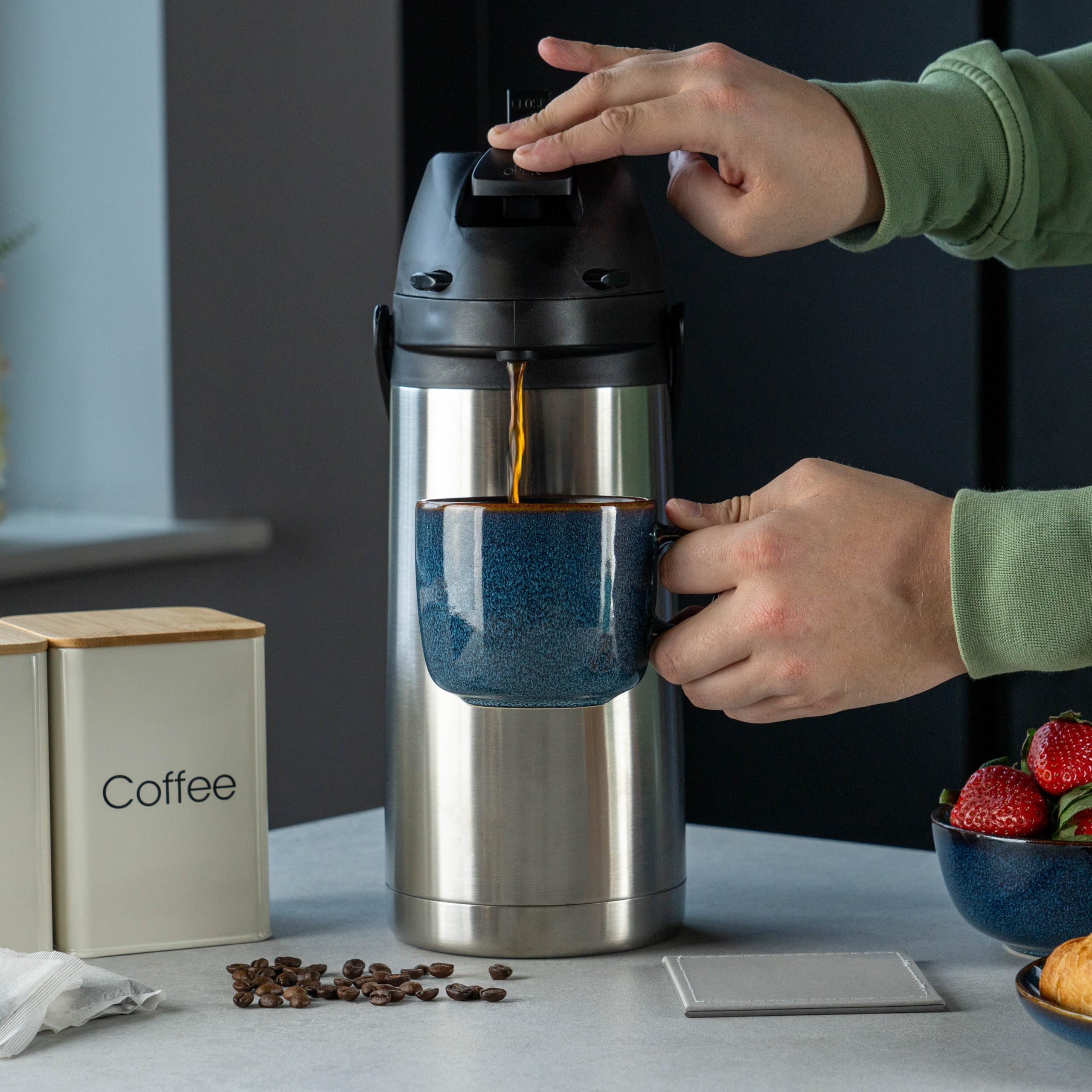 Pioneer Flacon 1,9 L en acier inoxydable avec levier, flacon étanche pour boissons chaudes et froides, distributeur de boissons à pompe facile à utiliser pour les événements