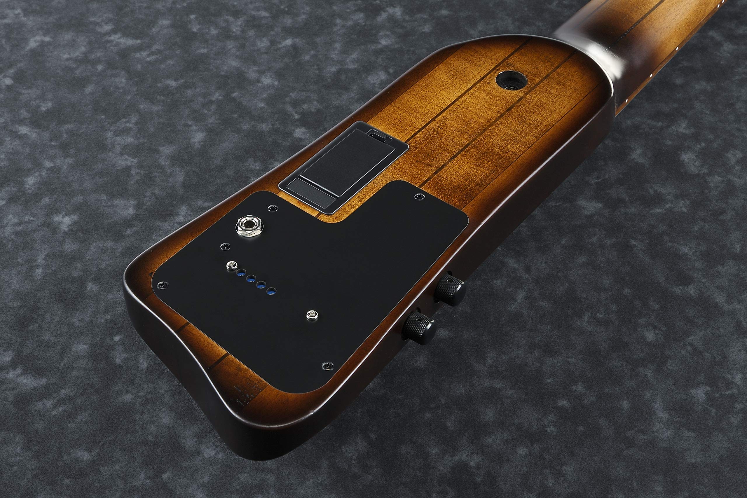 Amazon.com: Ibanez Bass Workshop UB804 - Mahogany Oil Burst