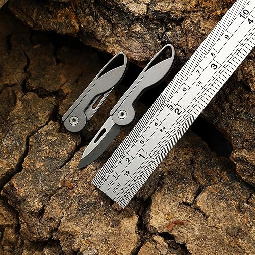 Miniatura 3 de Llavero pequeño de aleación de titanio, mini cuchillo de bolsillo plegable, cortador de caja EDC, pequeño regalo para mujeres y hombres (mango de