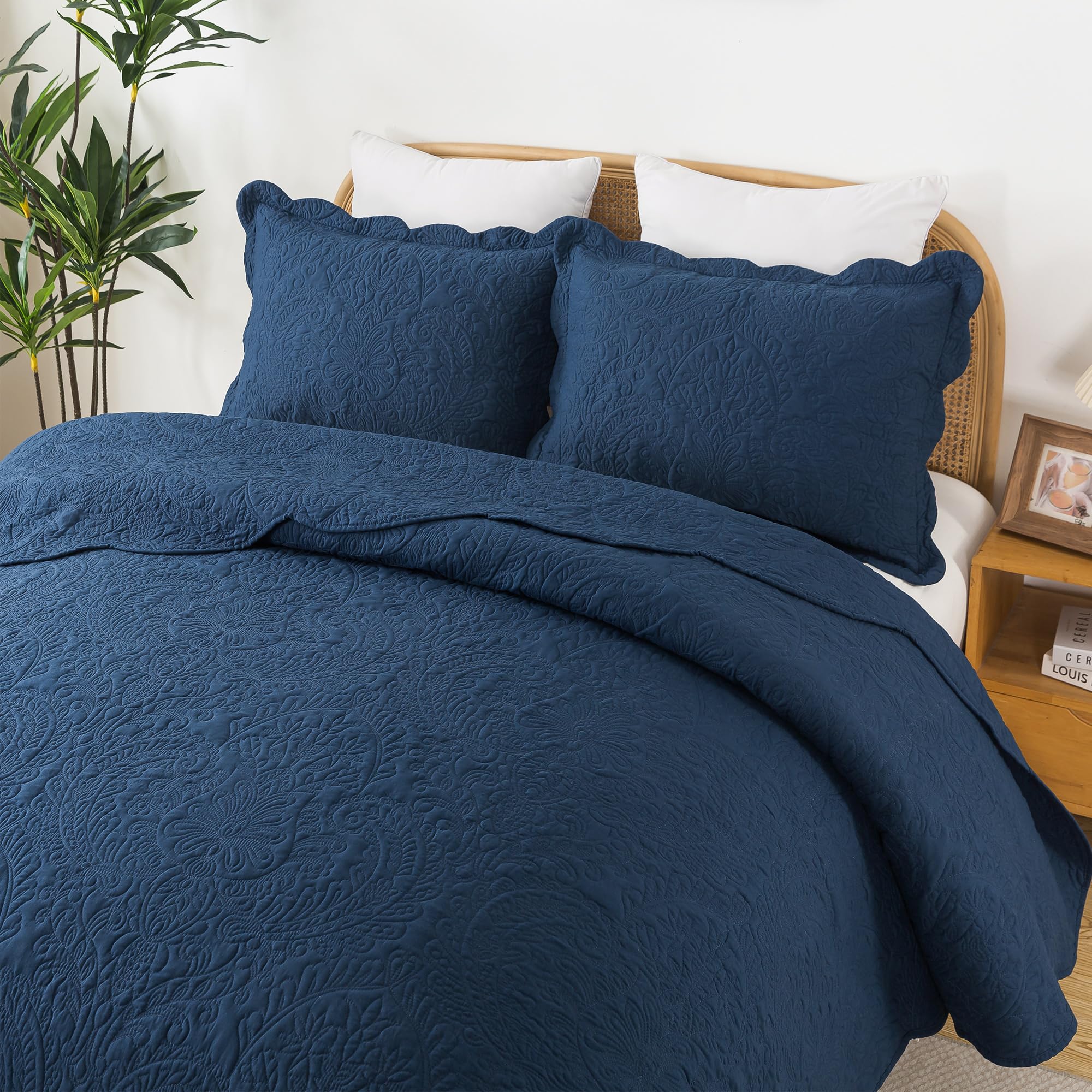 HoneiLife Quilt Sets King Size - Microfiber Bedspreads for King Bed, 3-Piece Lightweight Coverlets, Retro Bedlinen Sets, King Quilt Bedding Set All Season Use-Navy