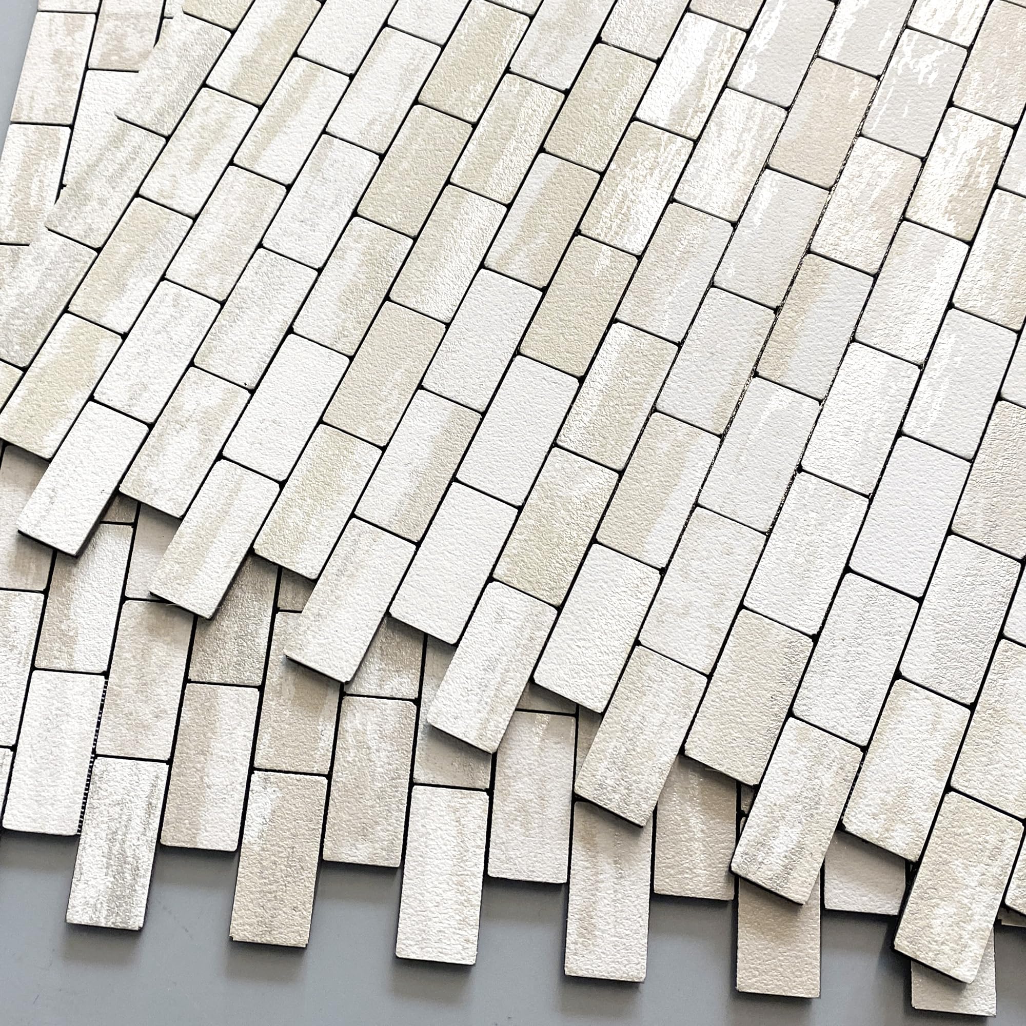 VAOVI Klebefliesen Küchenrückwand Aufkleberfliesen,Mosaik Metallfliesen Selbstklebend Matte Steinoptik U-bahn Wandfliesen(Hellgrau Weiß,10 Stücke)