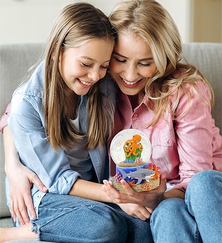 Miniatura 4 de CoTa Global Decoración de globo de nieve coral de pulpo, elegante figura de globo de nieve rosa con purpurina en el interior de la figura de globo