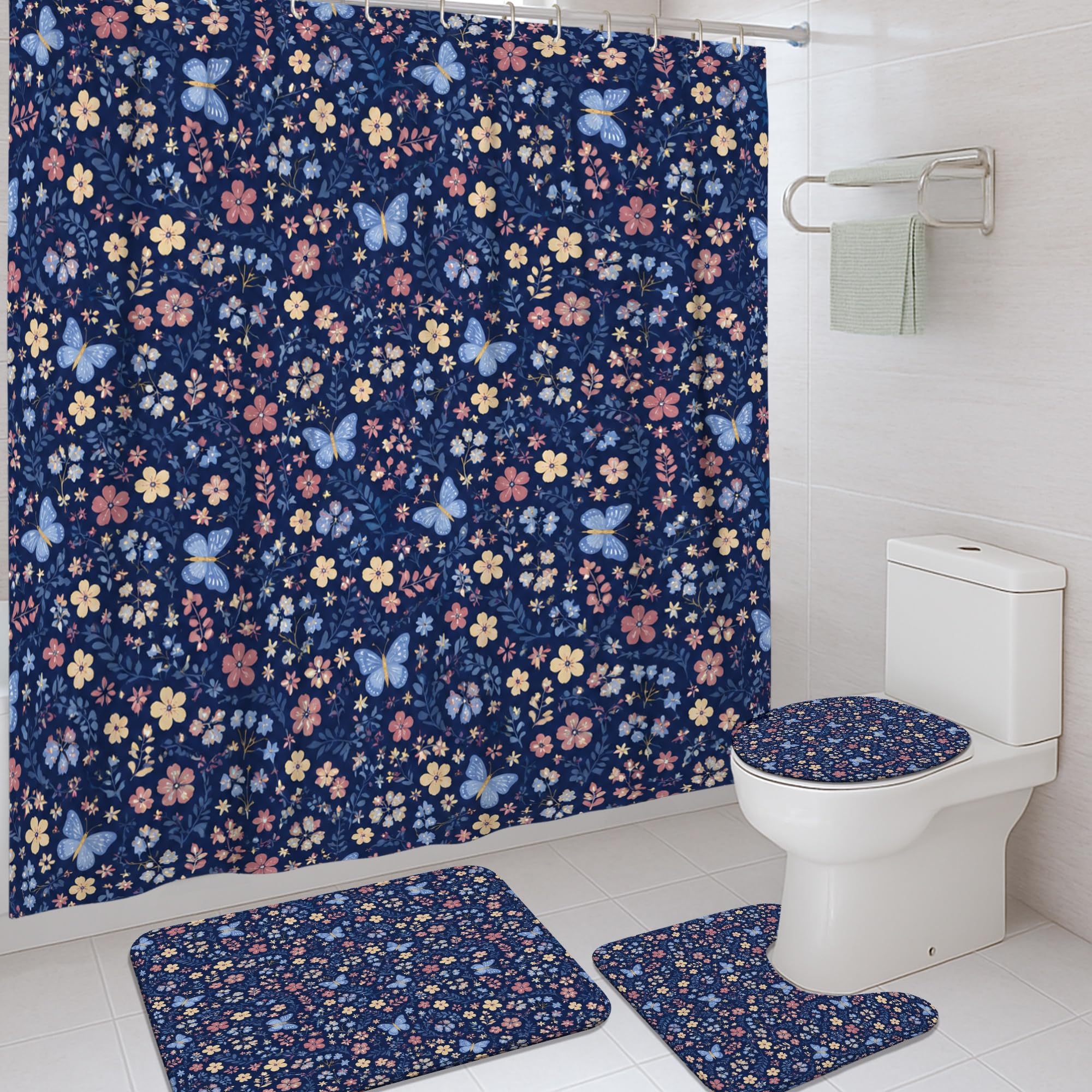Rideau de douche floral bleu marine pour une salle de bain style printemps