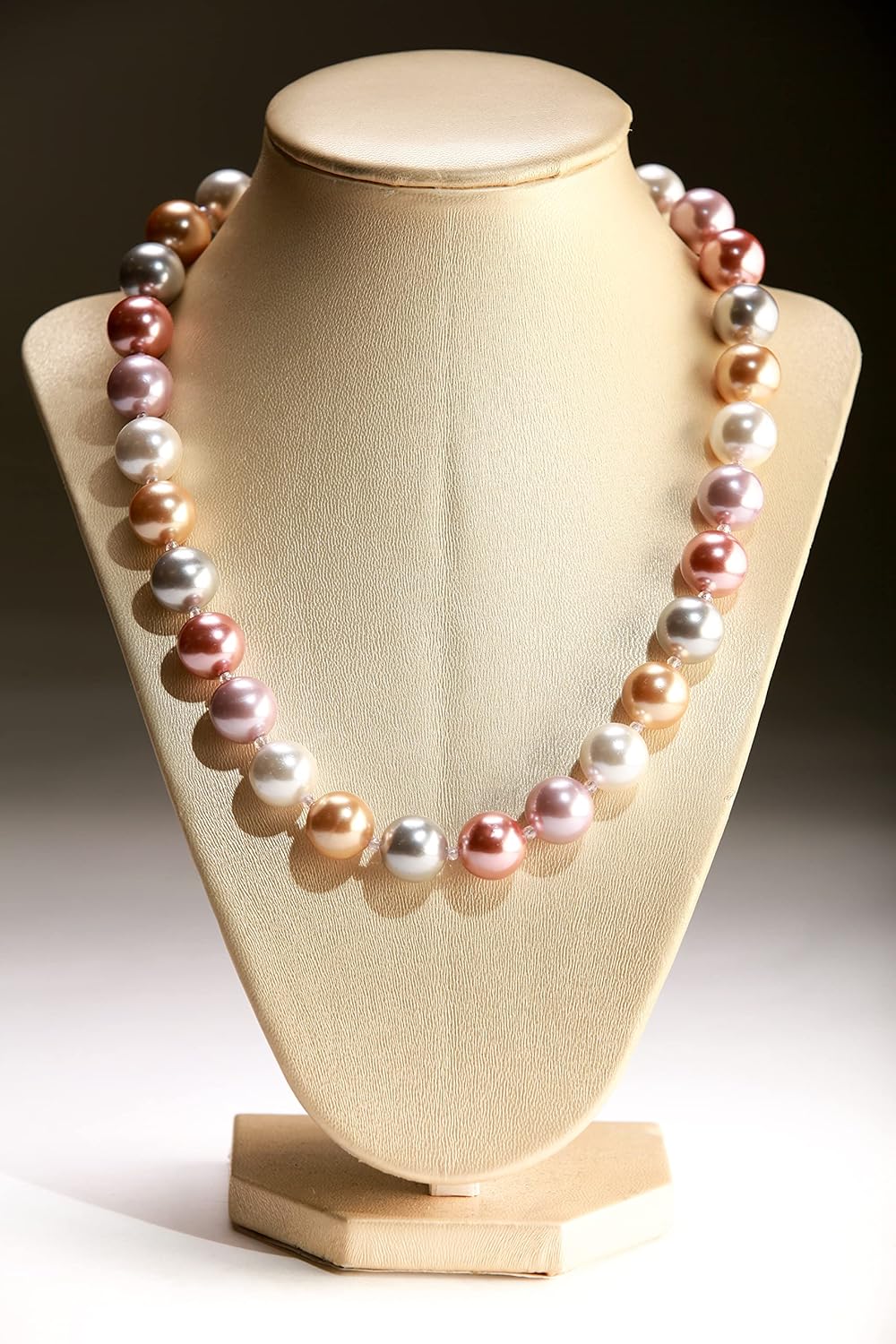 14mm South Seashell Pearl, Crystal Spacers with Strong Magnetic Clasp 20" Necklace