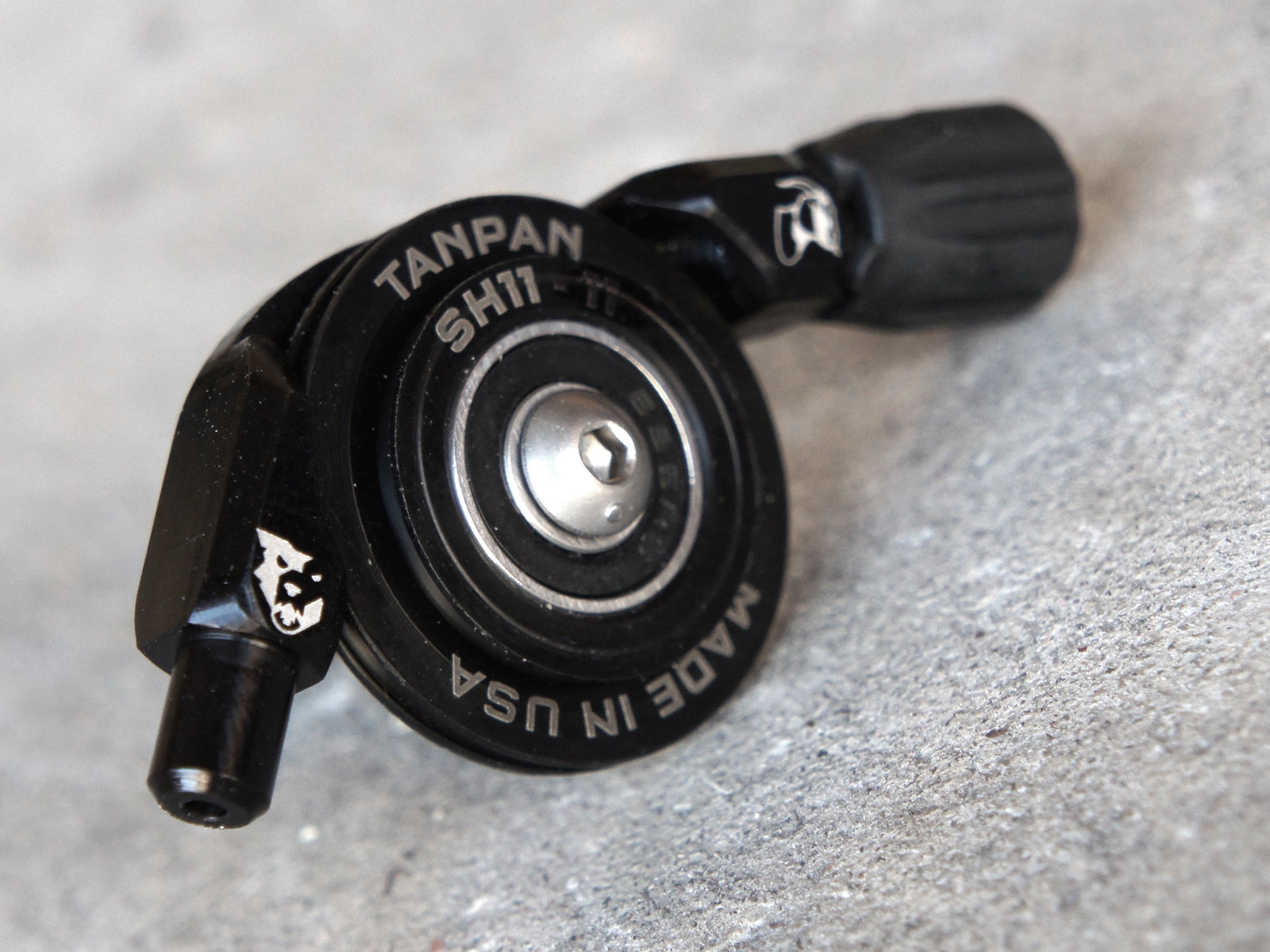 Amazon | Wolf Tooth タンパン コンバーター ブラック M