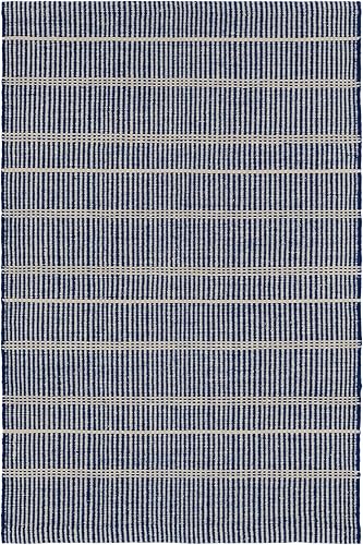 Dash & Albert Samson - Alfombra tejida a mano para interiores y exteriores, color azul marino, 2.5 x 8 pies, patrón de rayas azulmarfil