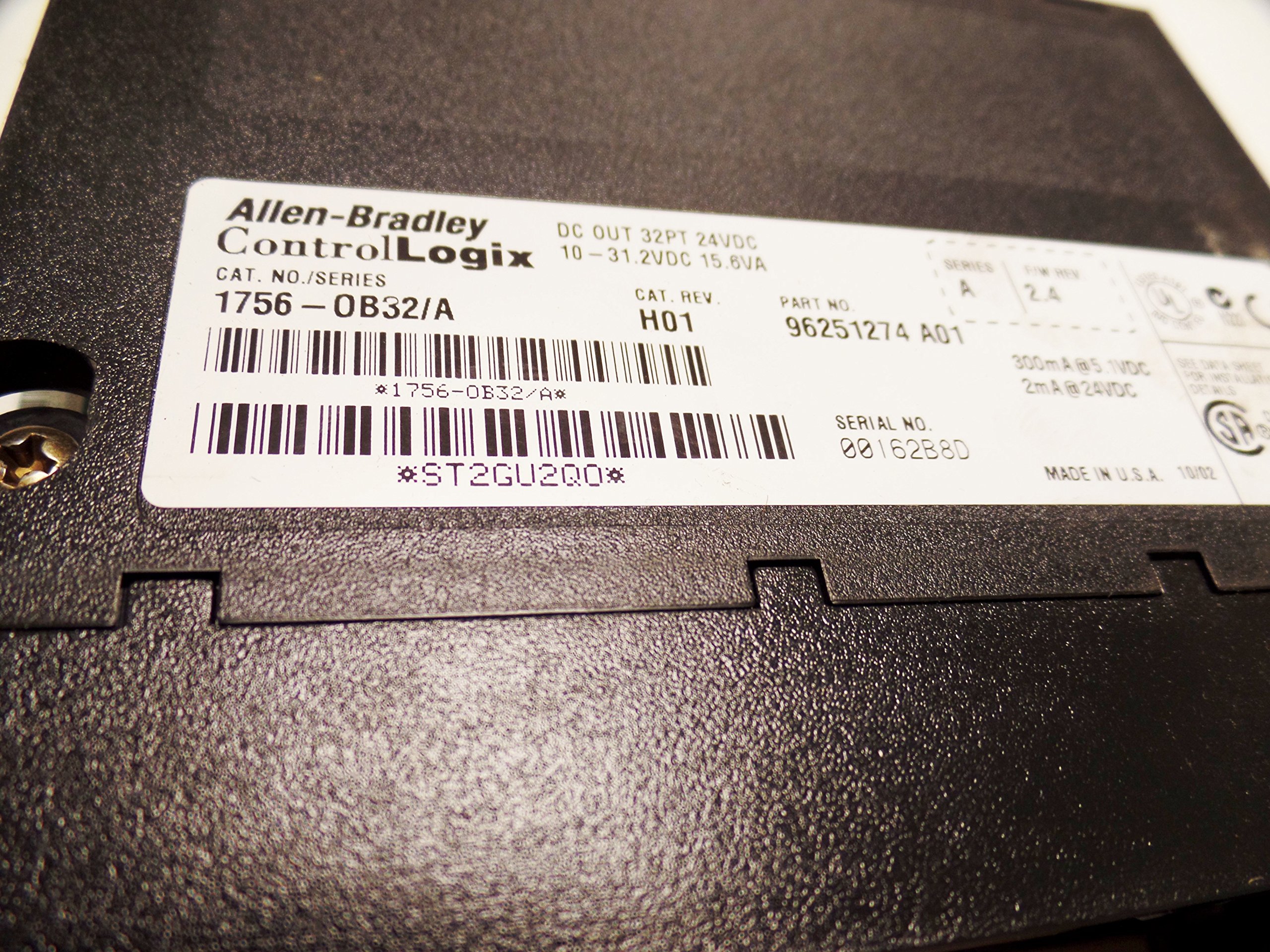 ALLEN BRADLEY 1756-OB32/A DC Out 32PT 24VDC SER. A Output