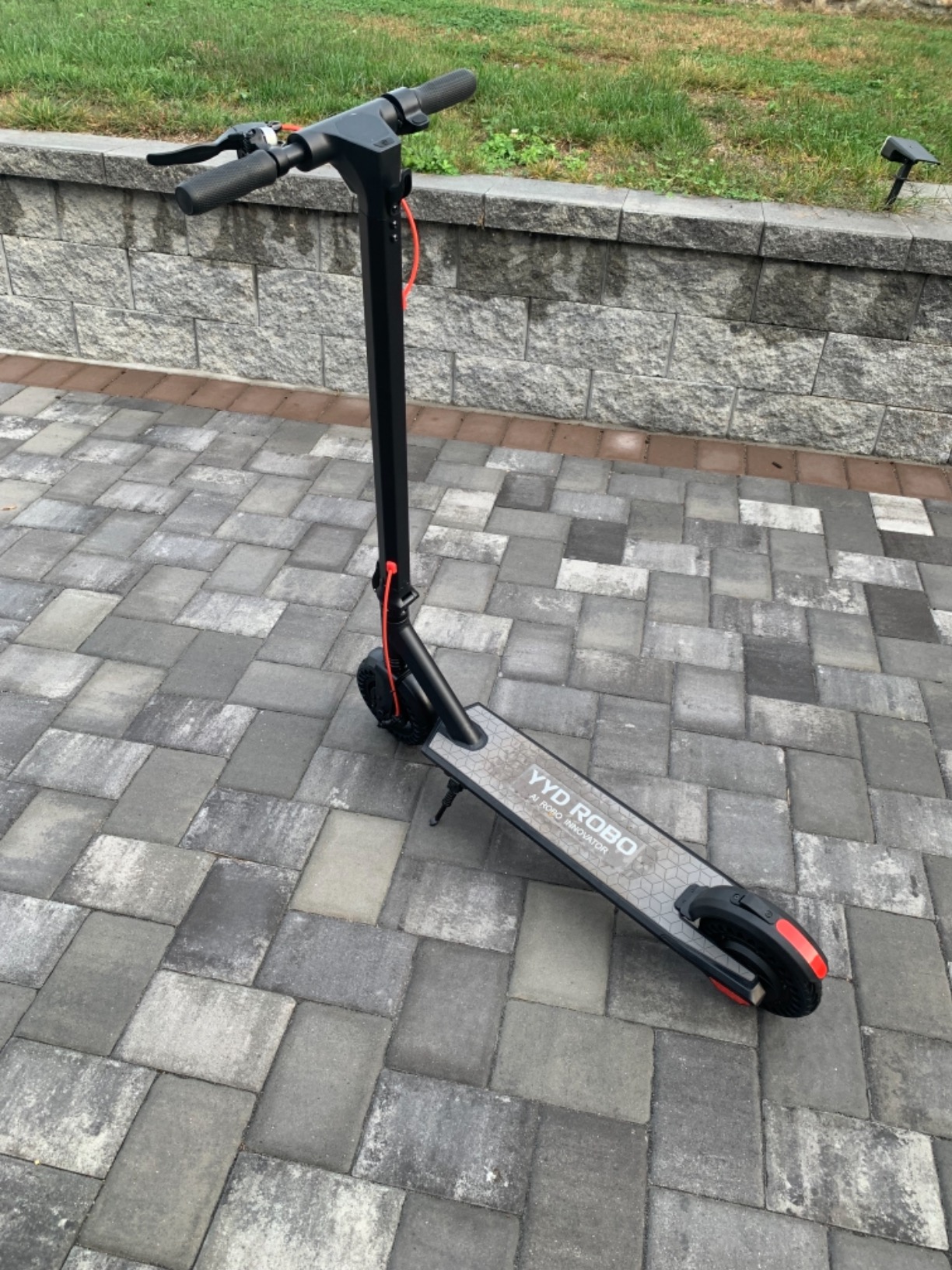 42/mo Finance YYD ROBO Electric Kick Scooter 19 mph & 350W Brushless