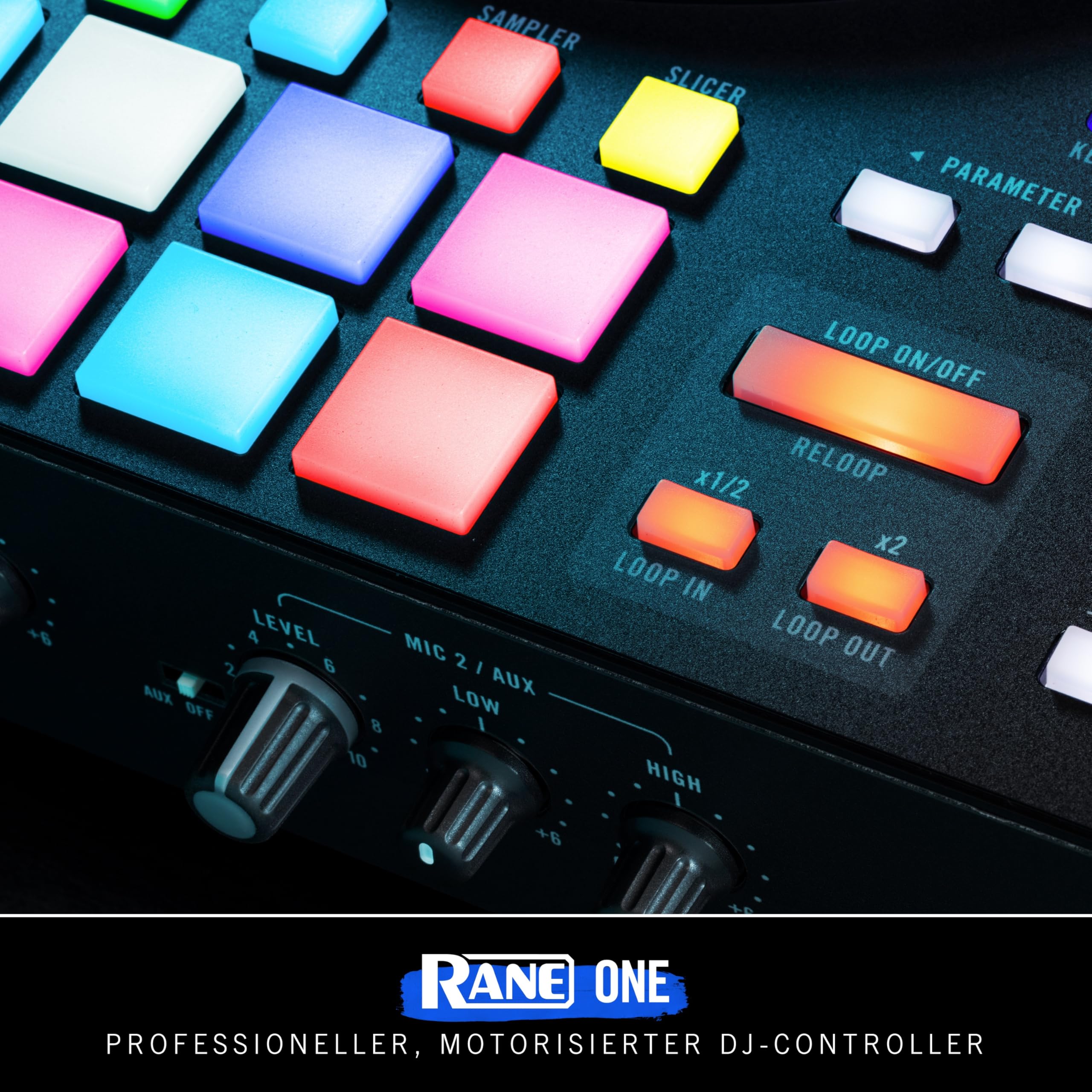 RANE ONE, Komplettes DJ-Set und DJ-Controller für Serato DJ mit Integriertem DJ-Mixer, Motorisierten Plattentellern und Serato DJ Pro Enthalten