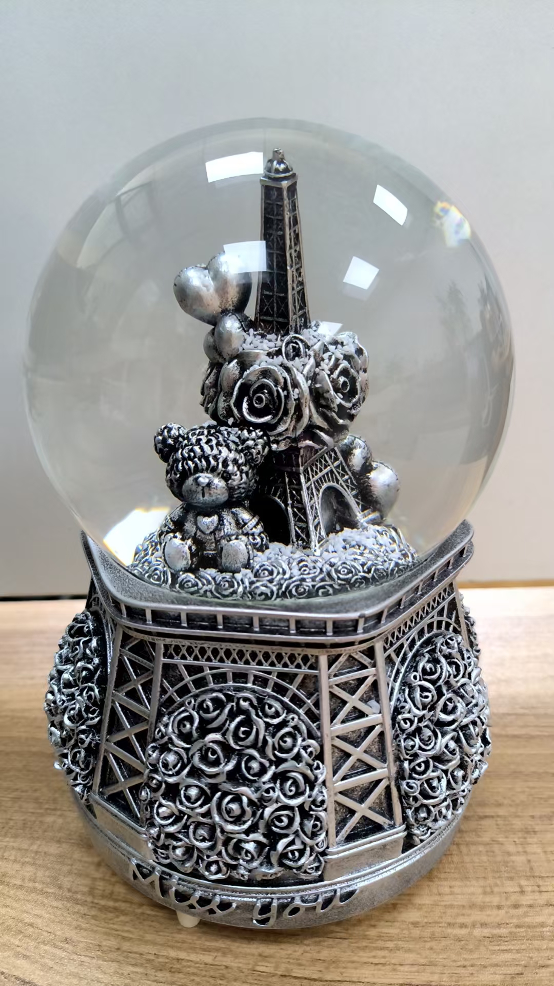 Bear & Rose Tower Snow Globe – 100mm Resin Music Box, Color Changing LED, Automatic Snowfall