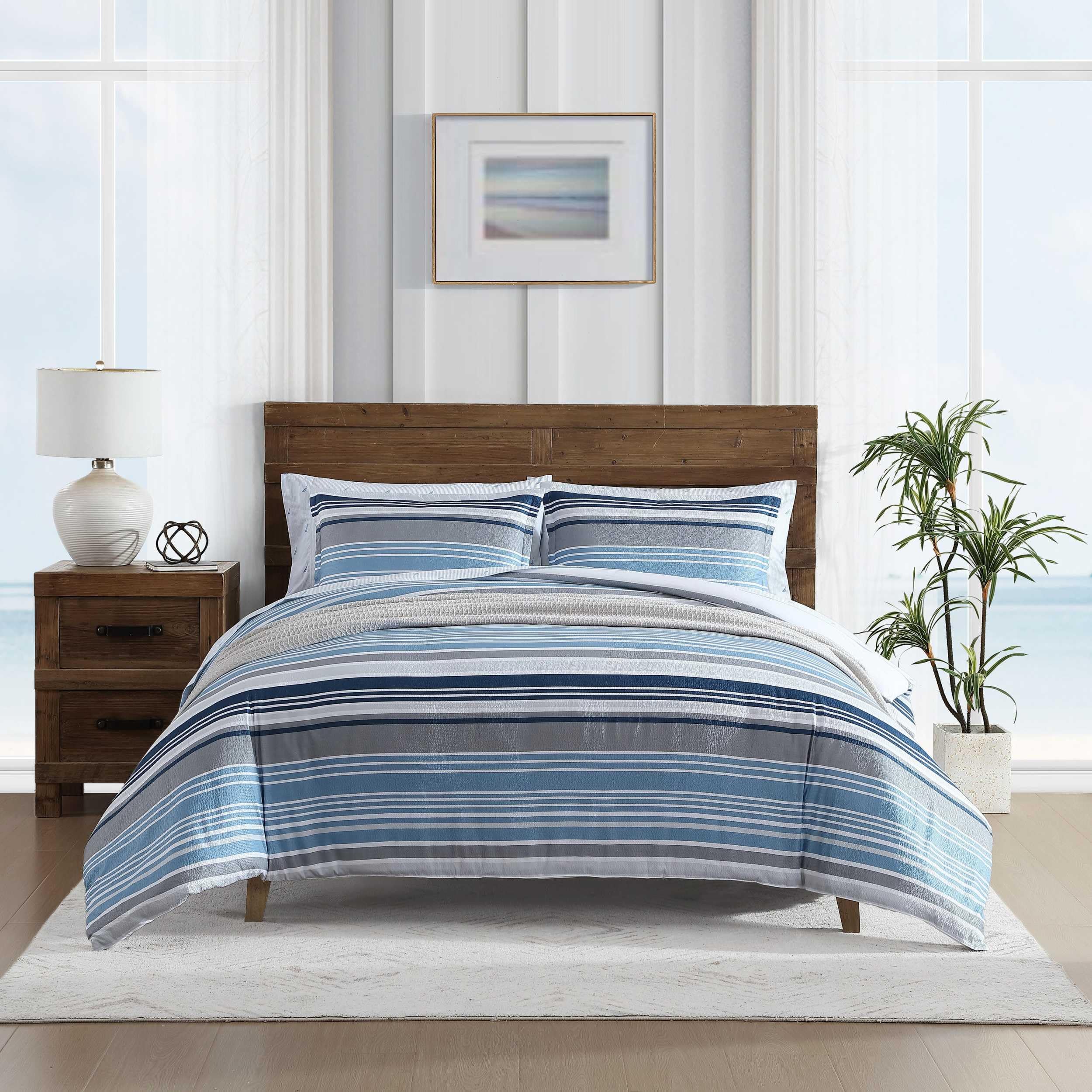 Nautica - Twin Comforter Set, Luxuriously Soft Seersucker Textured Bedding with Matching Sham, Wrinkle-Free Striped Home Decor, Dorm Room Essentials (Bradlee Blue, Twin)