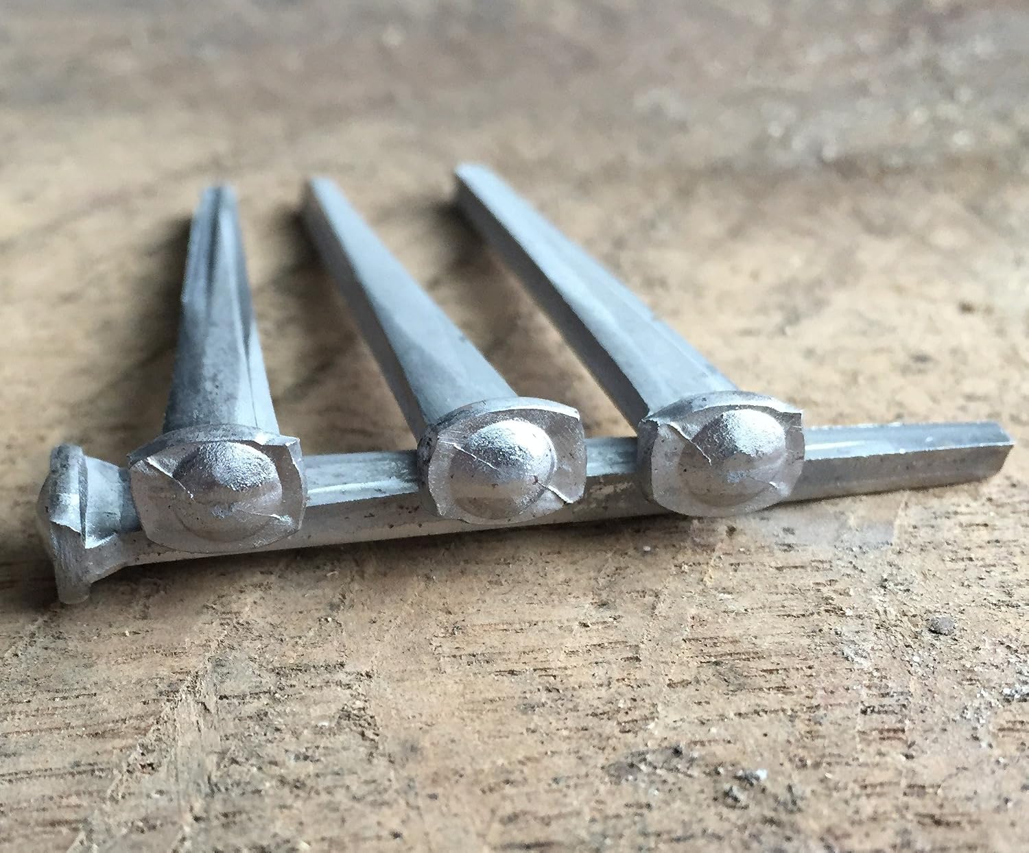 2" Common Rosehead Square Nails - 6d Standard Steel Decorative Nails for Hanging Pictures, Upholstery, Furniture, 1lb Box