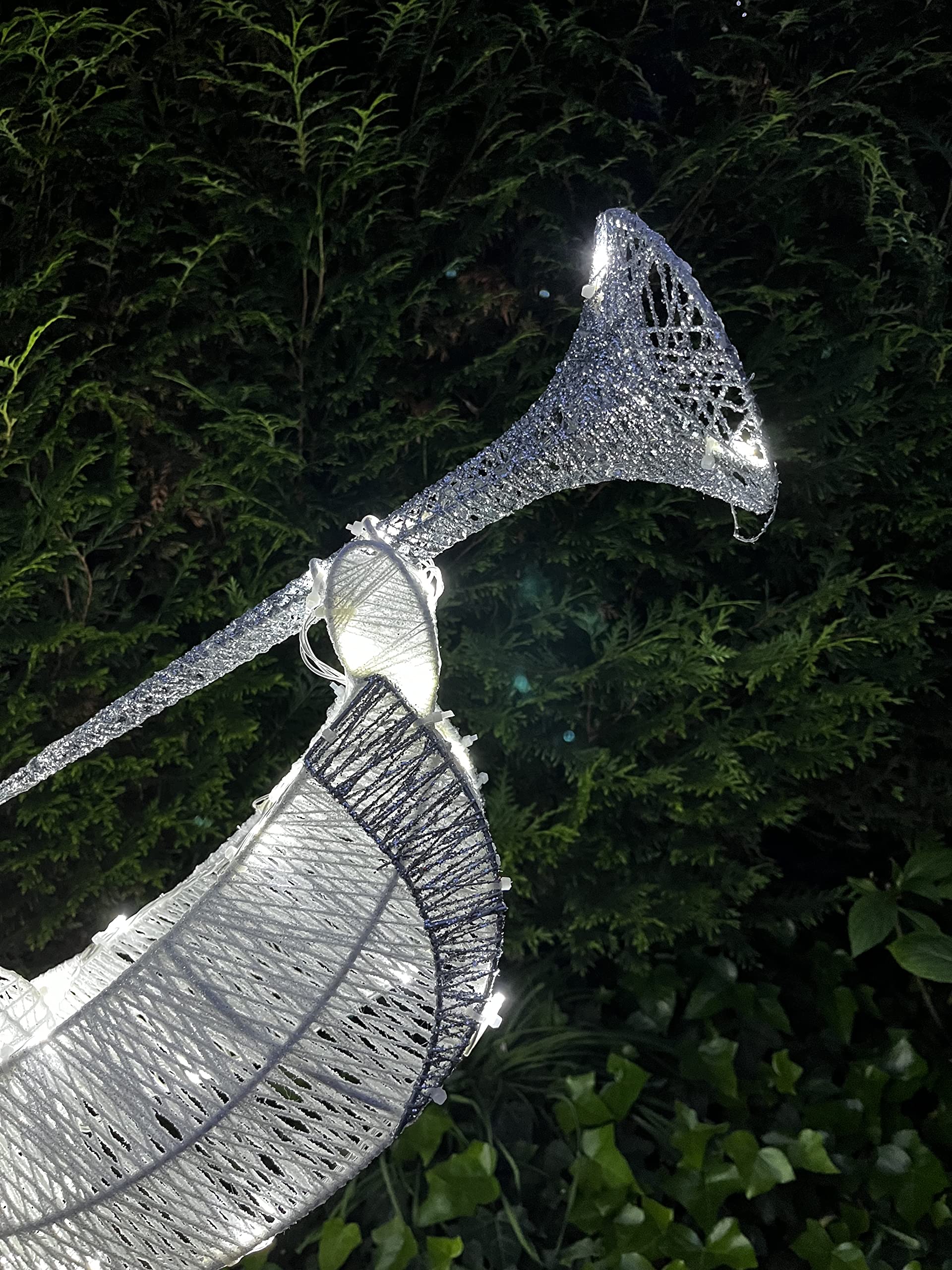 Relax Serie - Angelo LED grande, figura decorativa a LED, decorazione per giardino, stanze, Natale, bianco e argento, 130 cm. trasformatore con timer, bianco freddo, IP44, esterno e interno
