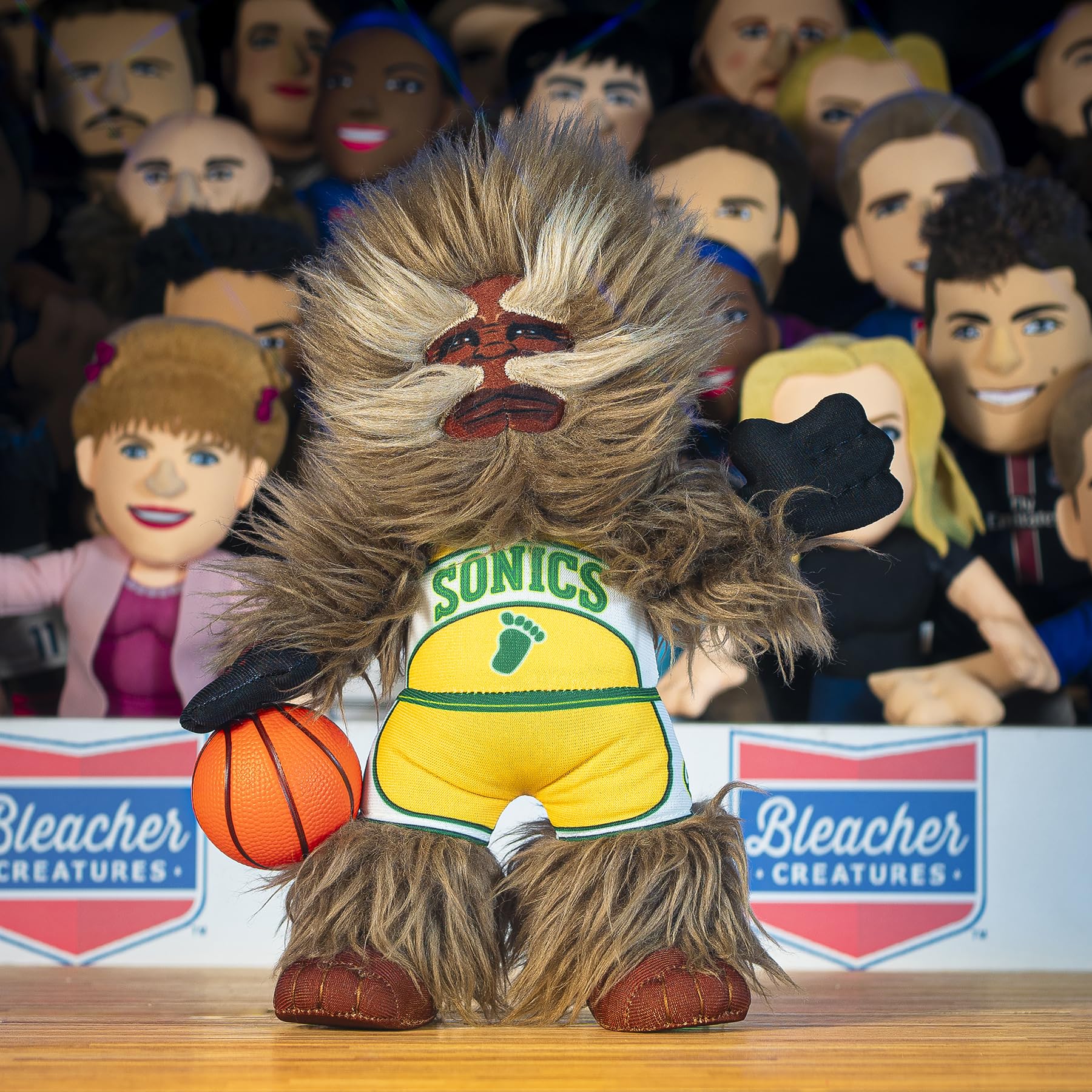 Amazon.com: Bleacher Creatures Seattle Supersonics Squatch 10