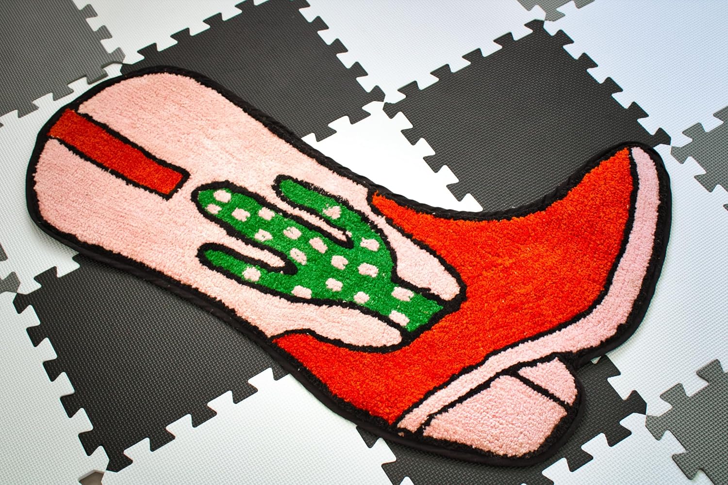 BIEN BEAU Cowboy Boot Bath Mat - Western Boot Shaped Rug with Pink, Rust, and Green Cactus Design - Water Absorbent (Boot Bath Mat)