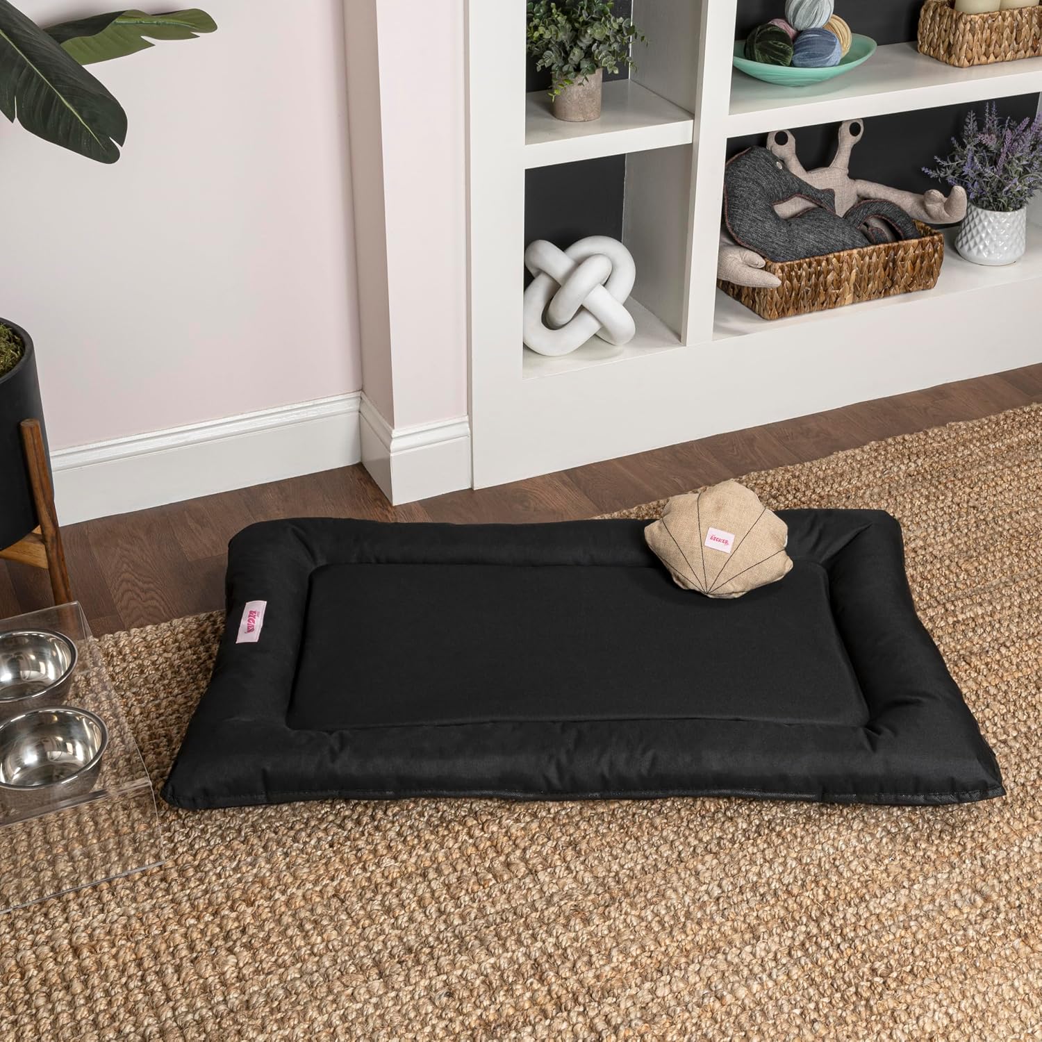 DBD3004E-M Archie 29.5" x 22.5" Traditional Oxford Waterproof Indoor/Outdoor Hand-Washable Memory Foam Camping Pet Bed, Ink