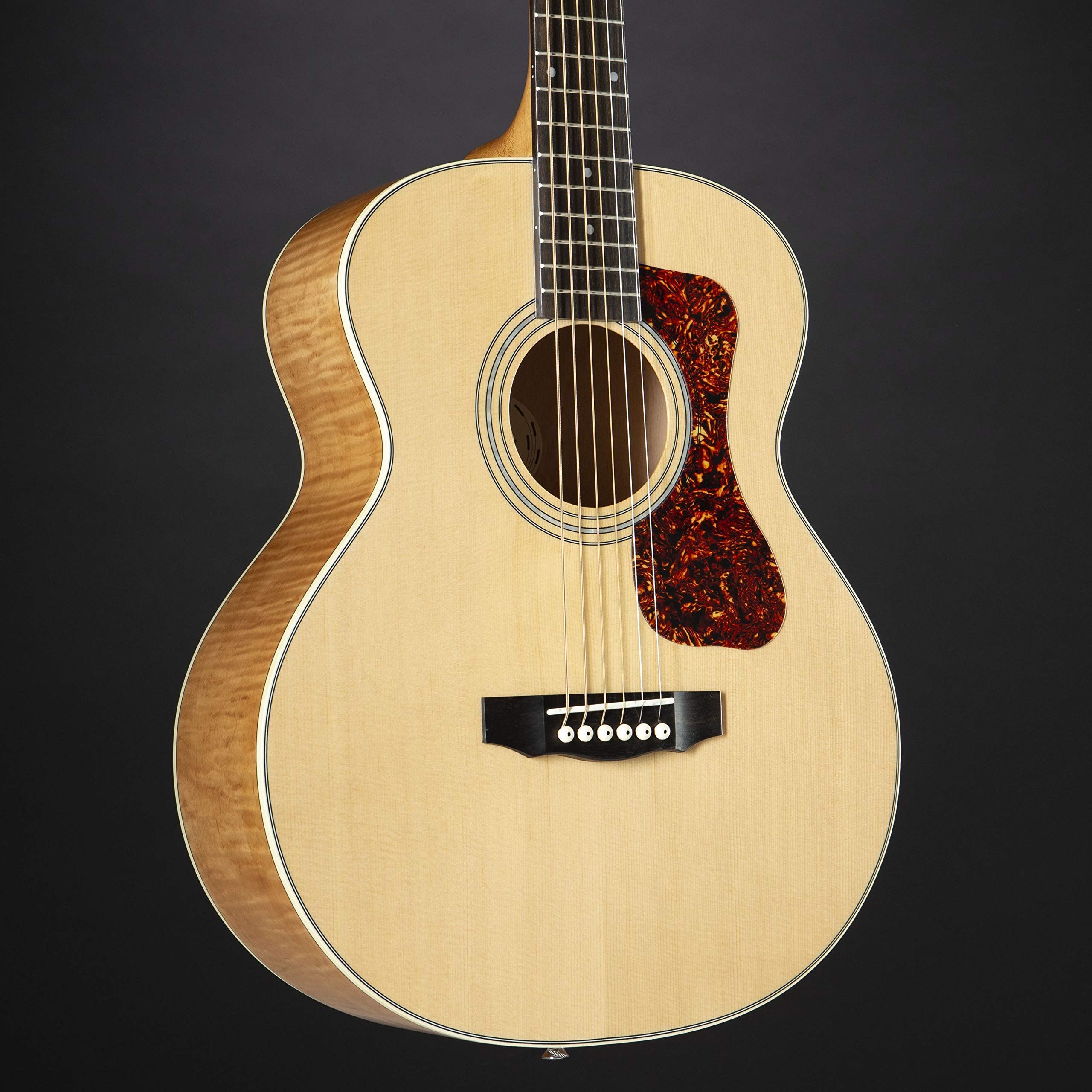 Guild Jumbo Junior Flamed Maple · Chitarra acustica